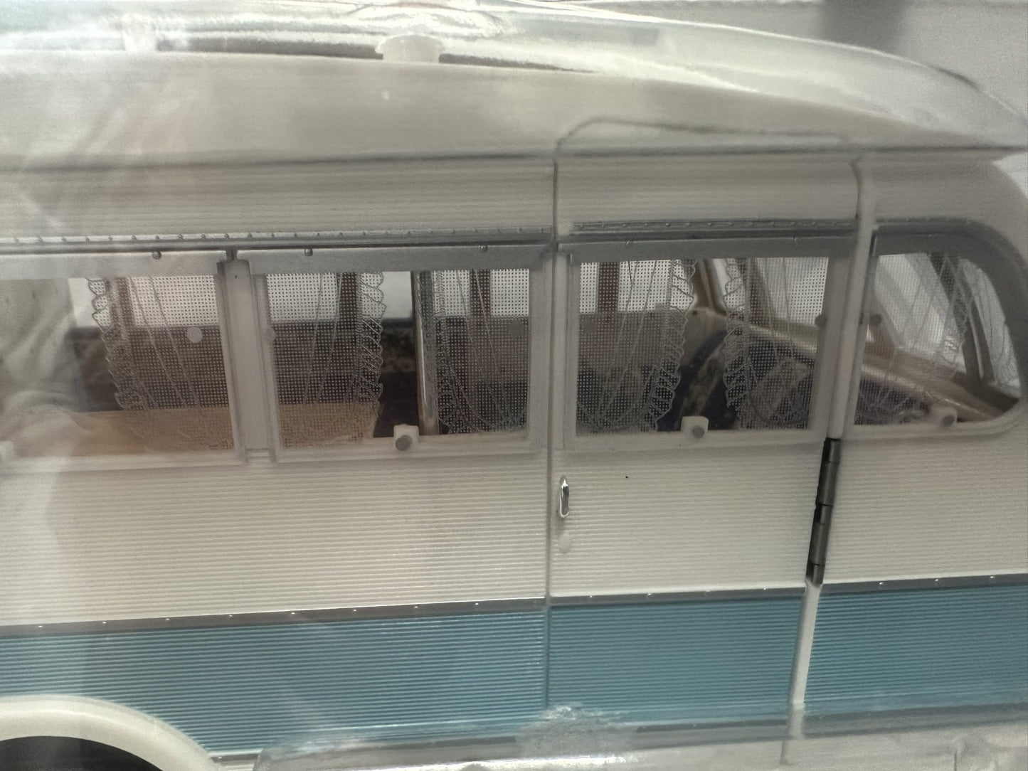 Citroen DS 19 1959 - Bleu Nuage & Aubergine & Caravane Henon 1:18 NOREV