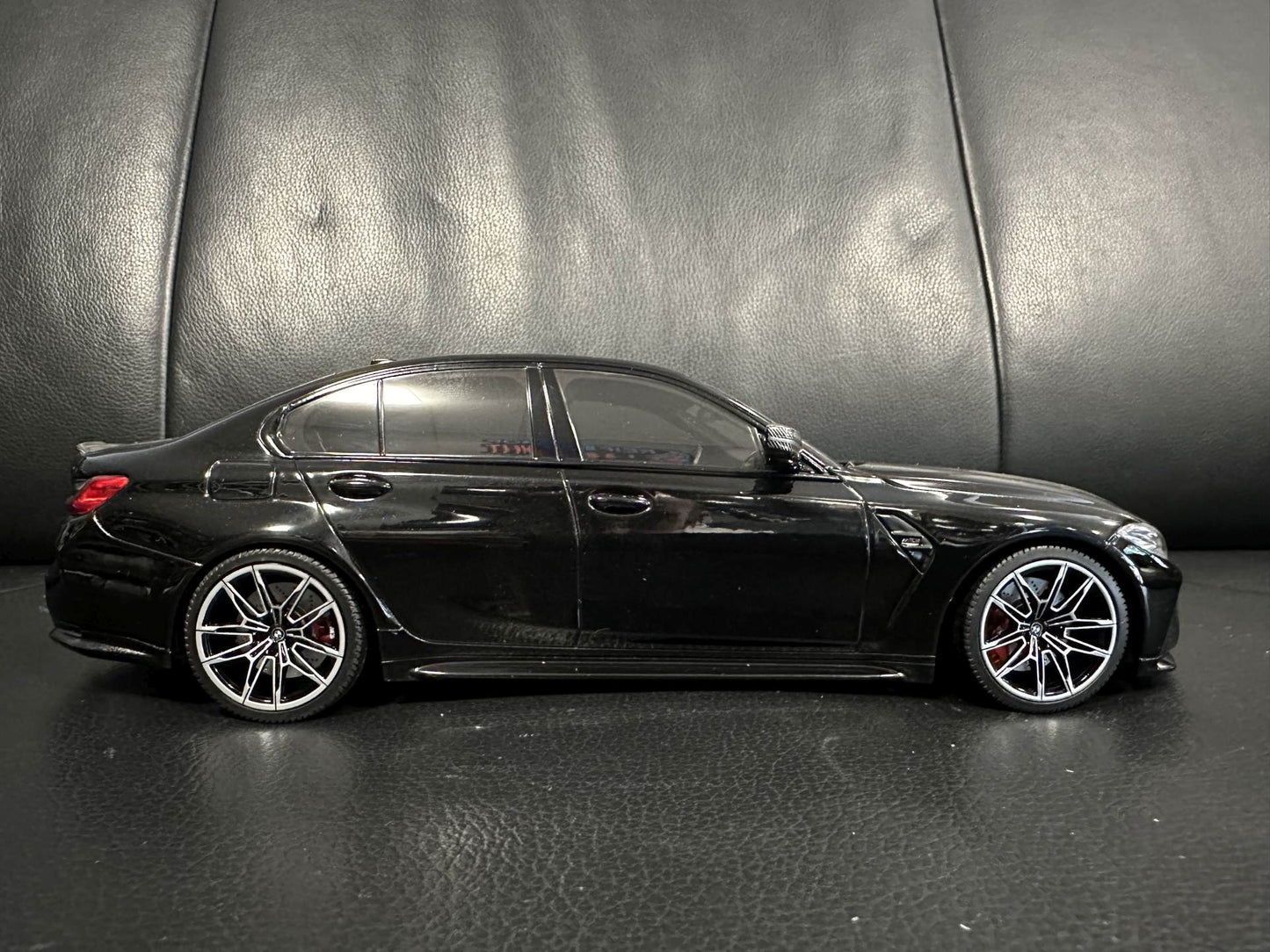 Bmw M3 G80 2020 Limousine black 1:18 Minichamps 155020202 Бмв M3 G80 черен