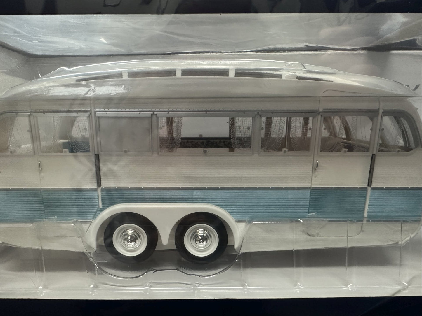 Citroen DS 19 1959 - Bleu Nuage & Aubergine & Caravane Henon 1:18 NOREV