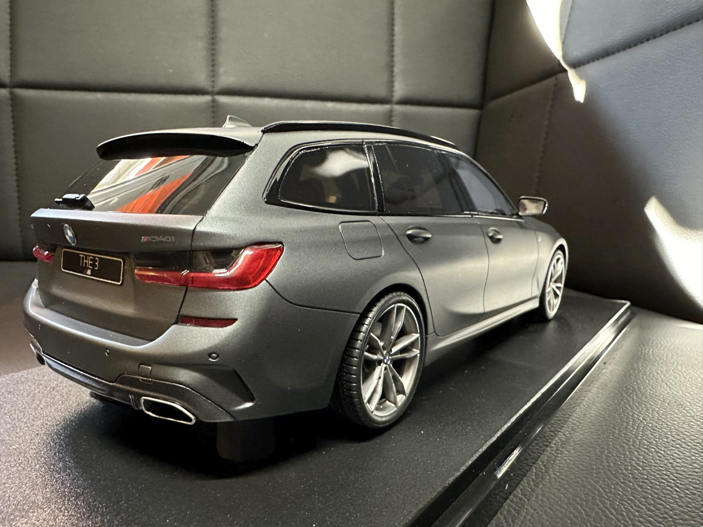 Bmw M340i G21 Kombi 2019 frozen grey 1:18 GT Spirit GT471 Бмв M340 Комби сив мат 2019