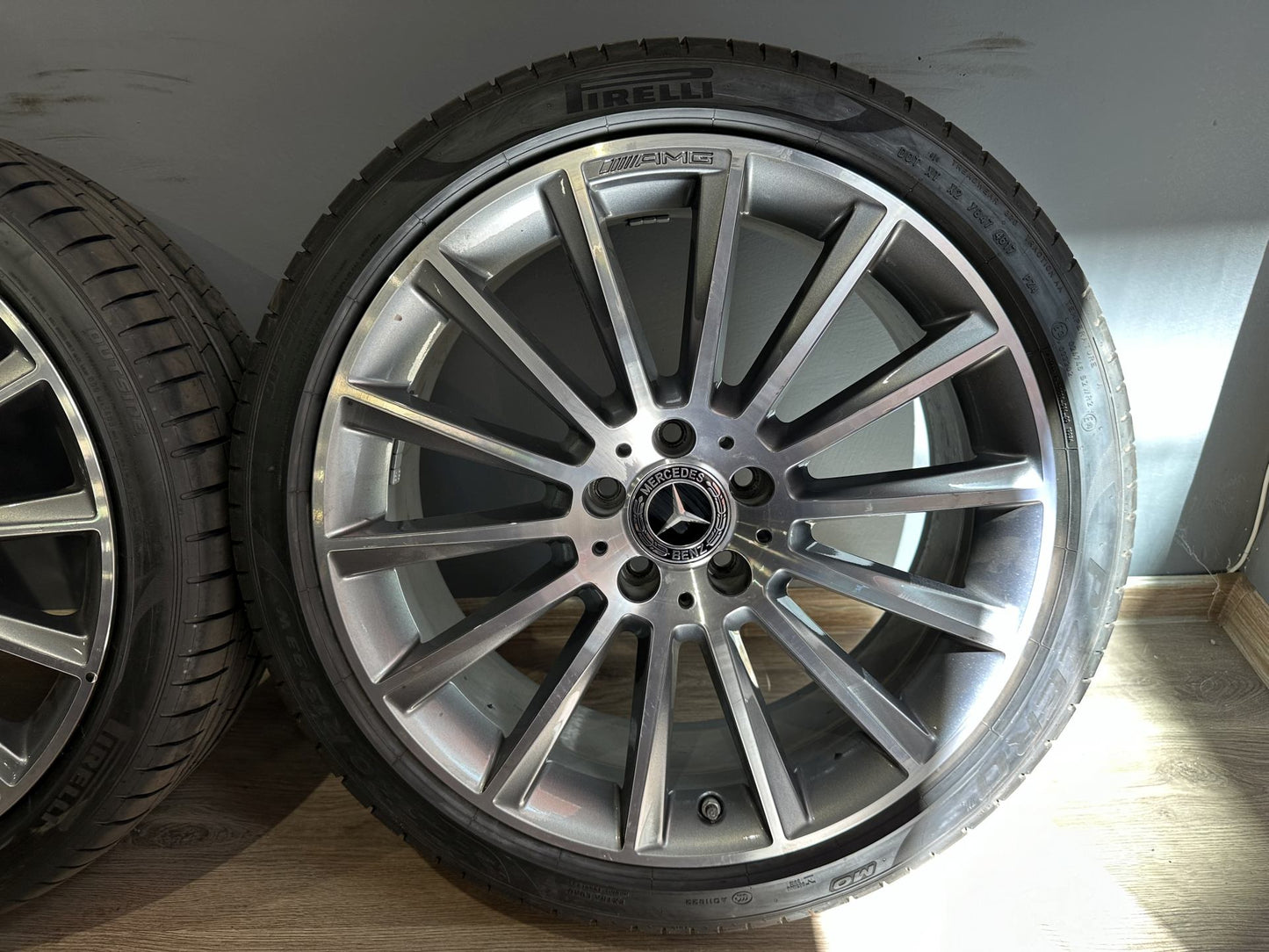 Оригинал Като Нови Mercedes C klasse W205 19 Zoll AMG Мерцедес Ц класа W205 19 цола AMG летен комплект летни гуми