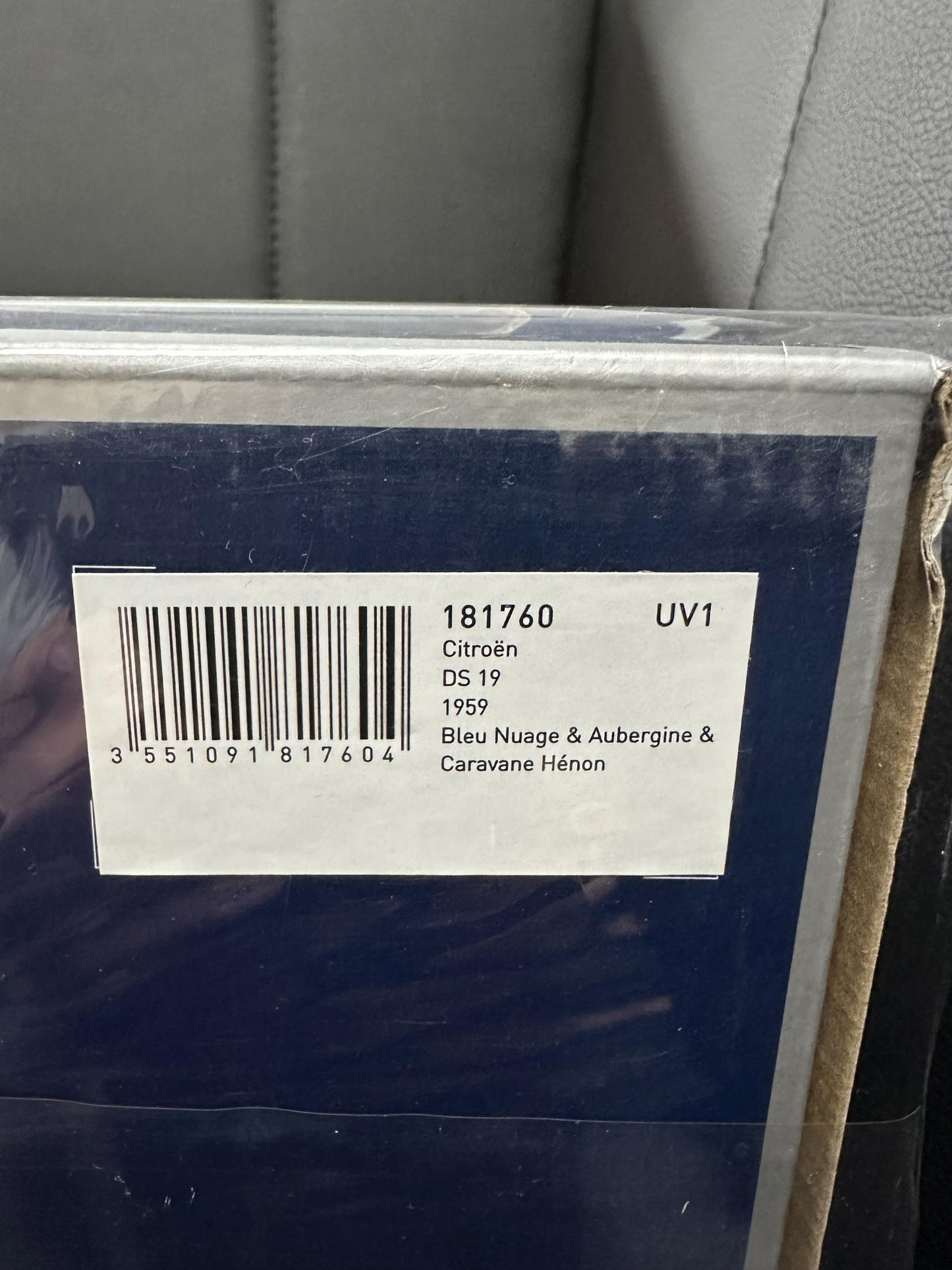 Citroen DS 19 1959 - Bleu Nuage & Aubergine & Caravane Henon 1:18 NOREV