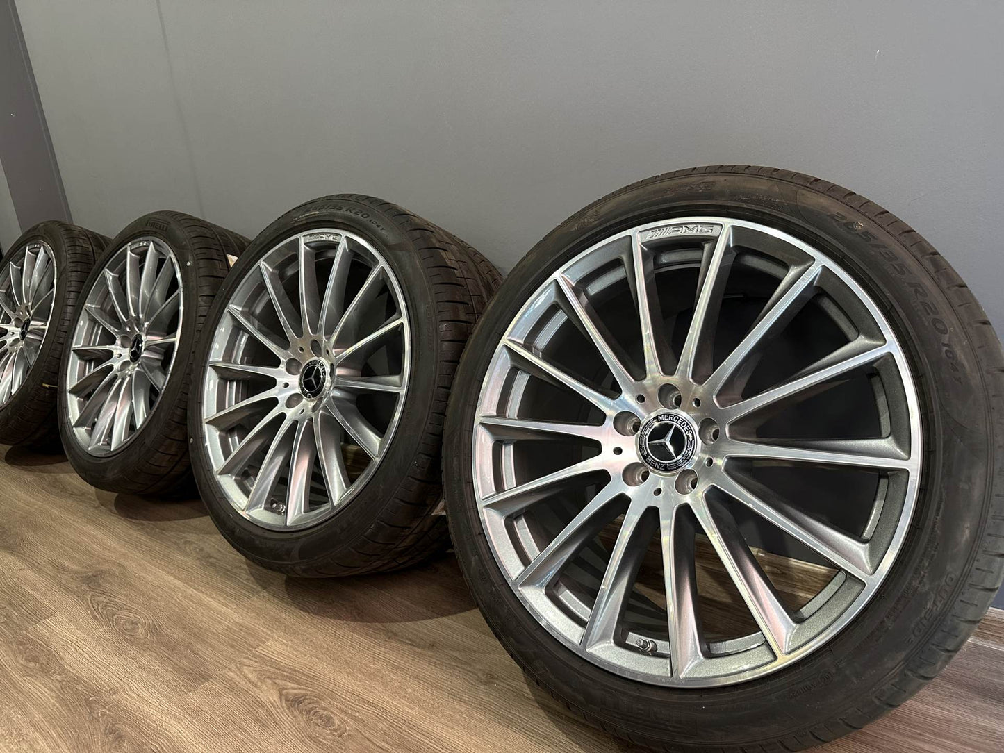Оригинал като Нови Mercedes S Klasse 20 Zoll W223 V223 Мерцедес С Класа 20 цола AMG джанти летен комплект летни гуми