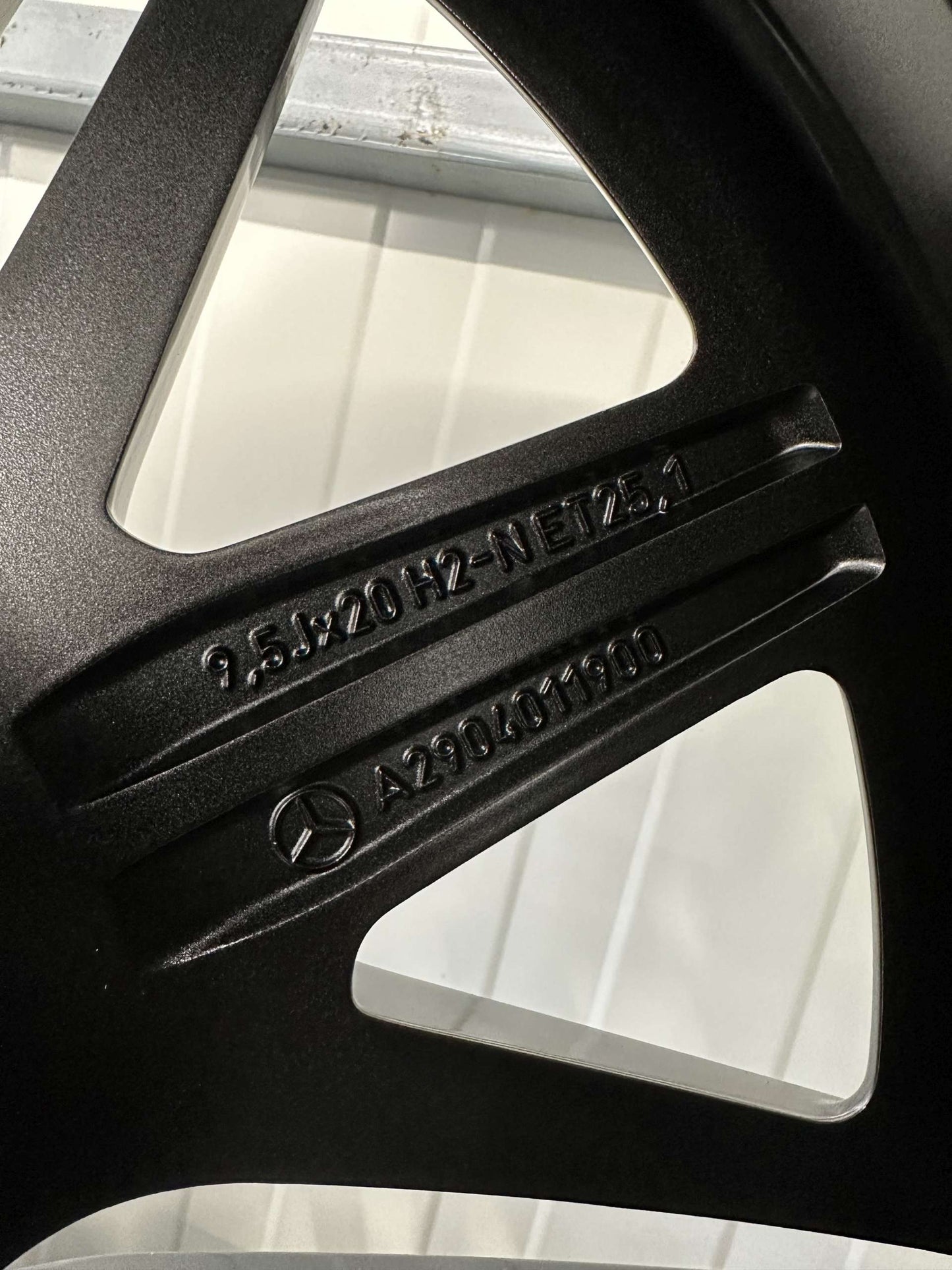 Като Нови Mercedes AMG GT 4 door 20 Zoll W290 Мерцедес АМГ ГТ W290 20 цола джанти летен комплект гуми