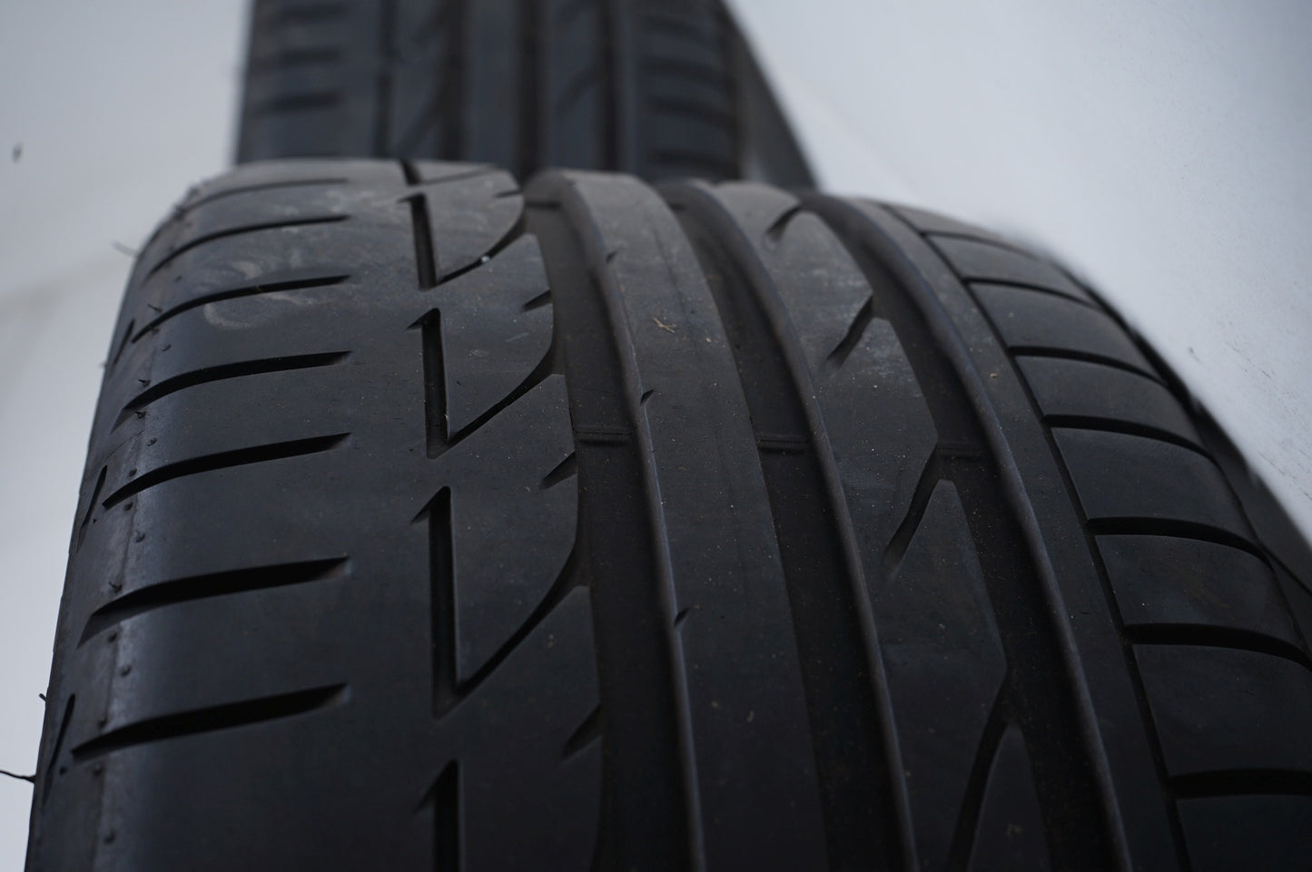 BMW 1er 2er серия F20 F21 18 Zoll 384 Бмв 1-ва 2-ра серия Ф20 Ф21 18 цола 384 летен комплект летни гуми