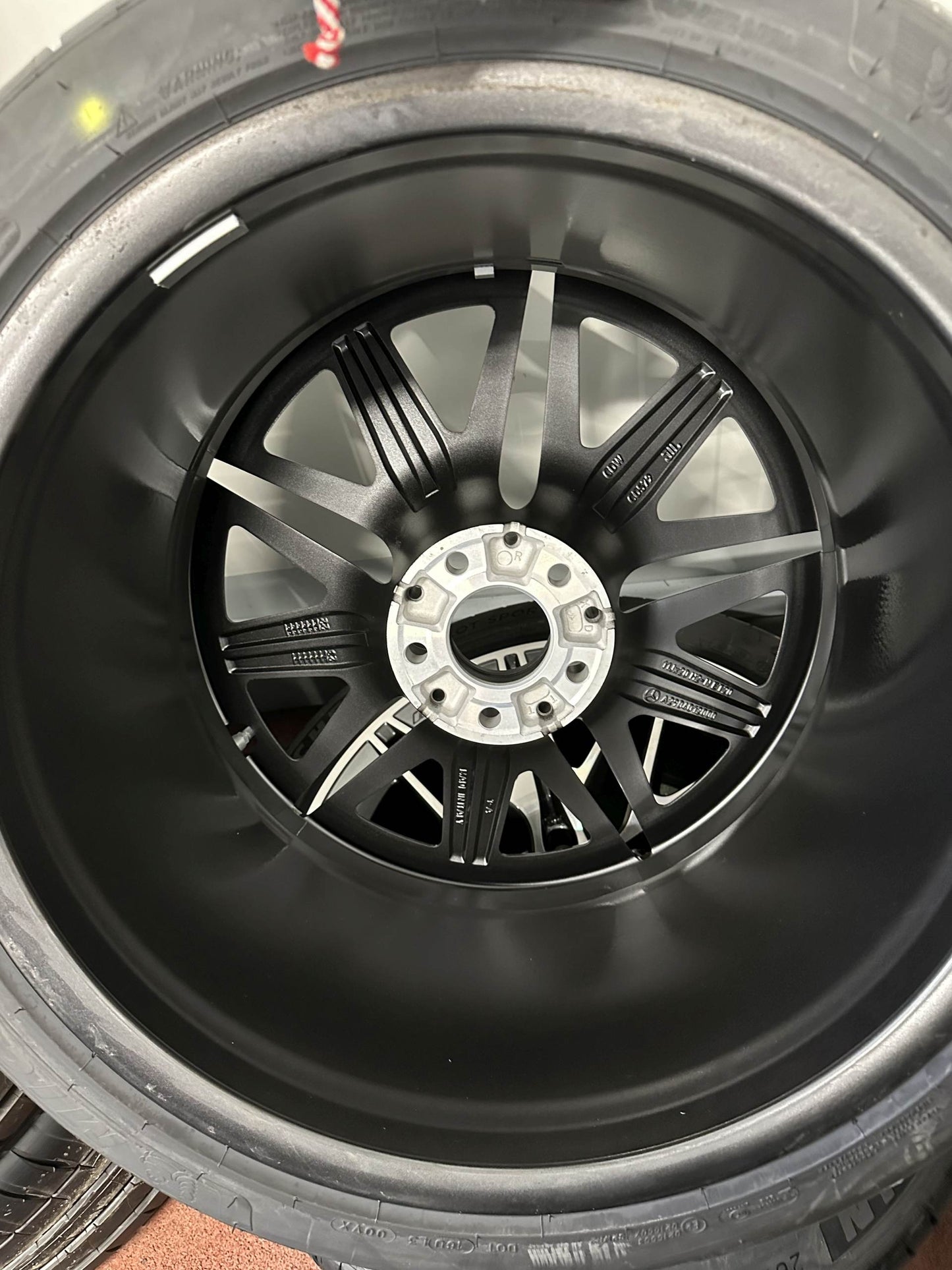 Като Нови Mercedes AMG GT 4 door 20 Zoll W290 Мерцедес АМГ ГТ W290 20 цола джанти летен комплект гуми