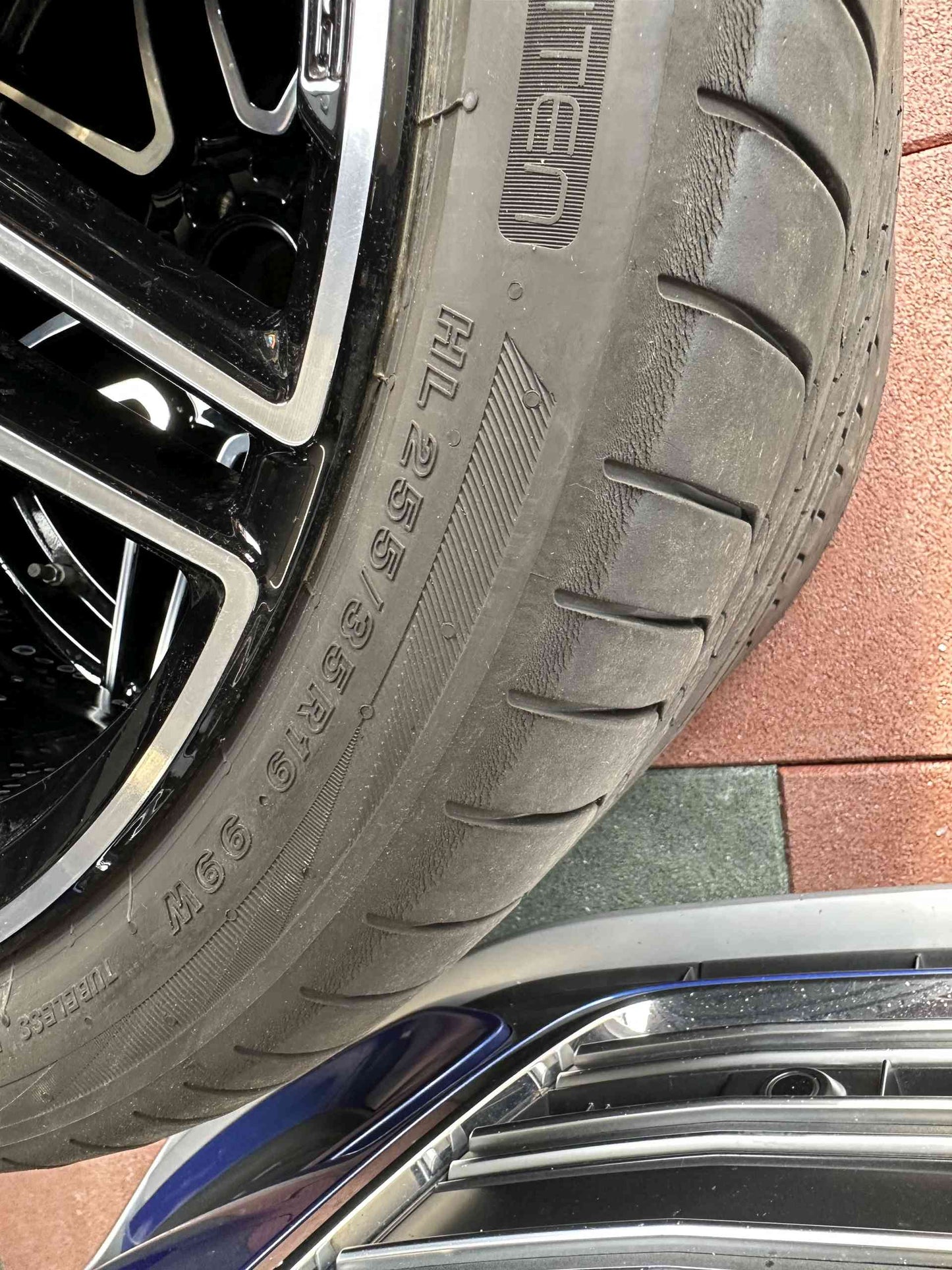 Оригинал Mercedes C klasse W206 AMG 19 Zoll Мерцедес Ц класа W206 19 цола AMG летен комплект летни гуми