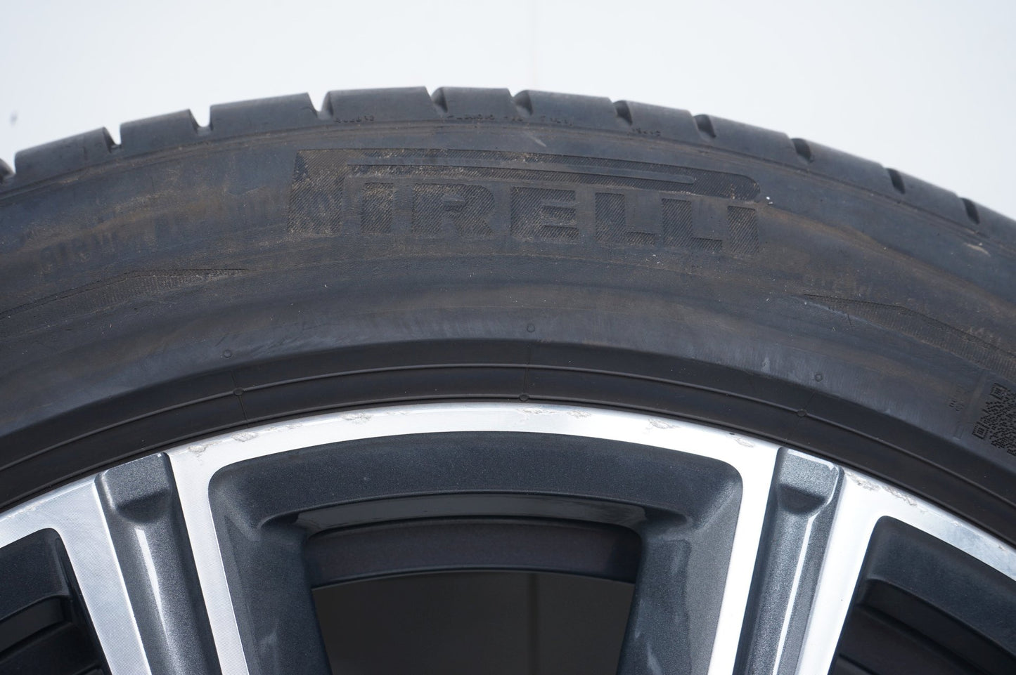 Оригинални BMW X5 X6 G05 G06 20 Zoll Бмв X5 X6 G05 G06 20 цола летен комплект летни гуми 5x112