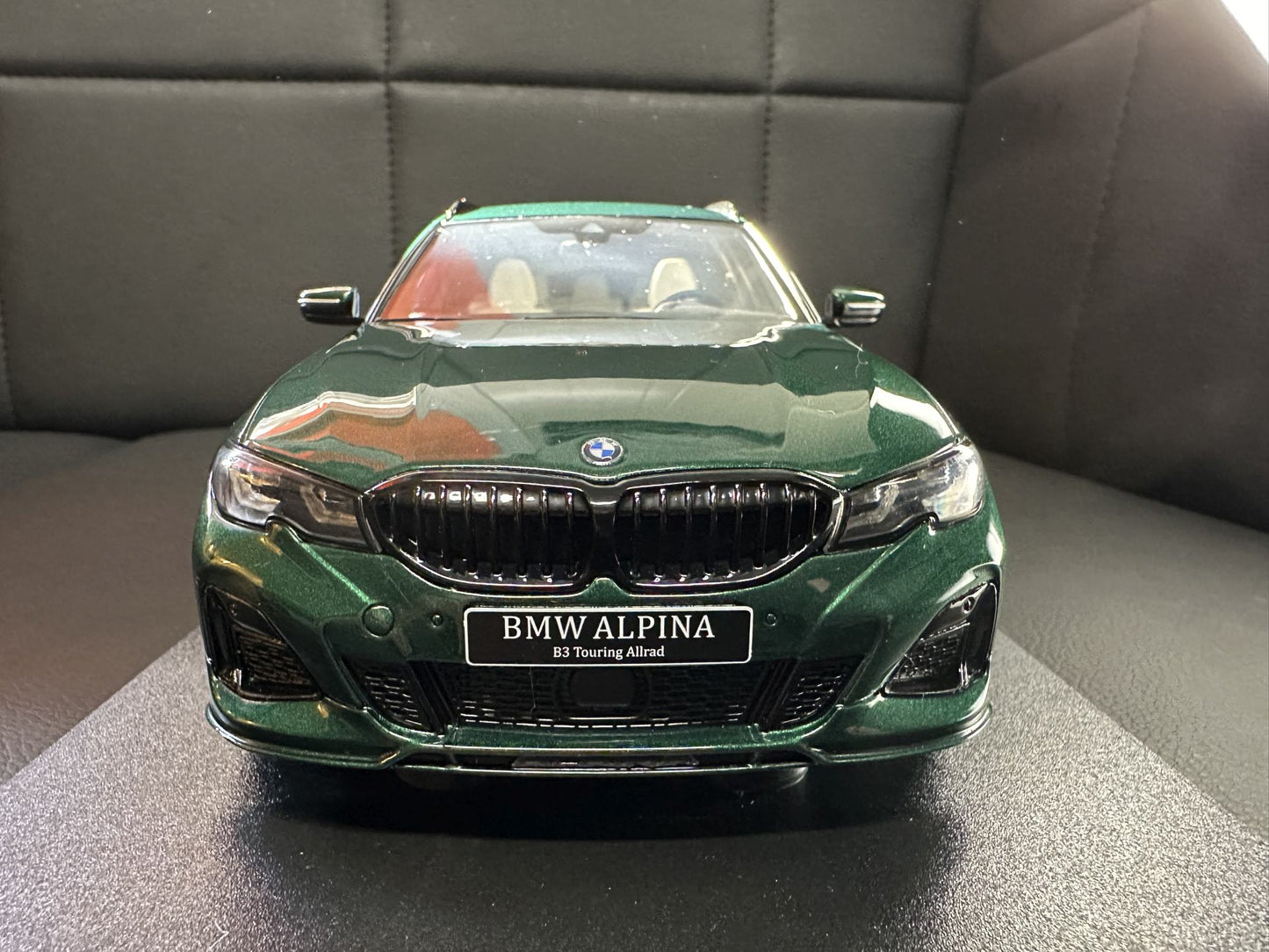 Bmw Alpina B3 G21 Kombi green Limitiert 1:18 GT Spirit GT459 Бмв Алпина зелен Комби Лимитирана