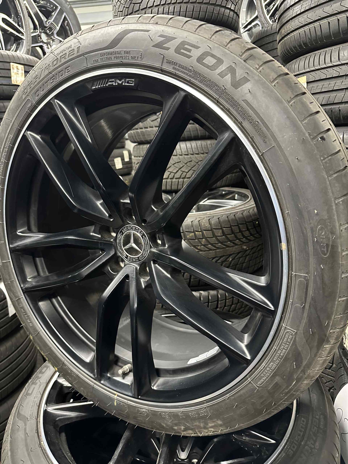 Като Нови Mercedes ML GLE W166 AMG 265 40 21 Zoll Мерцедес МЛ ГЛЕ 265 40 21 цола АМГ алуминиеви джанти летен комплект летни гуми
