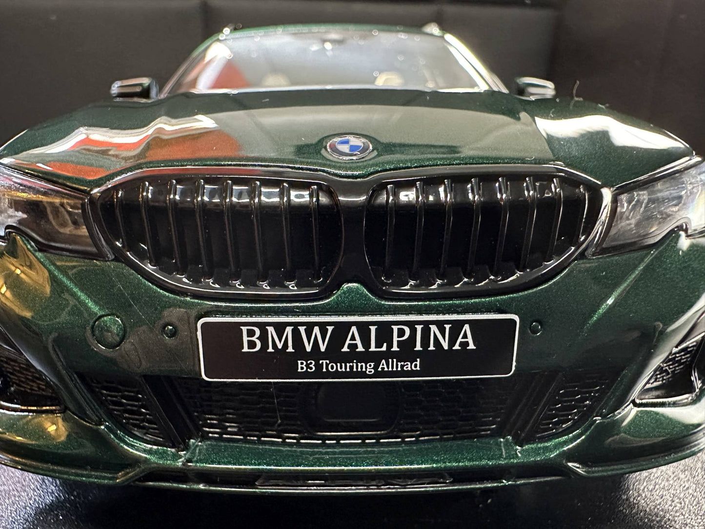 Bmw Alpina B3 G21 Kombi green Limitiert 1:18 GT Spirit GT459 Бмв Алпина зелен Комби Лимитирана