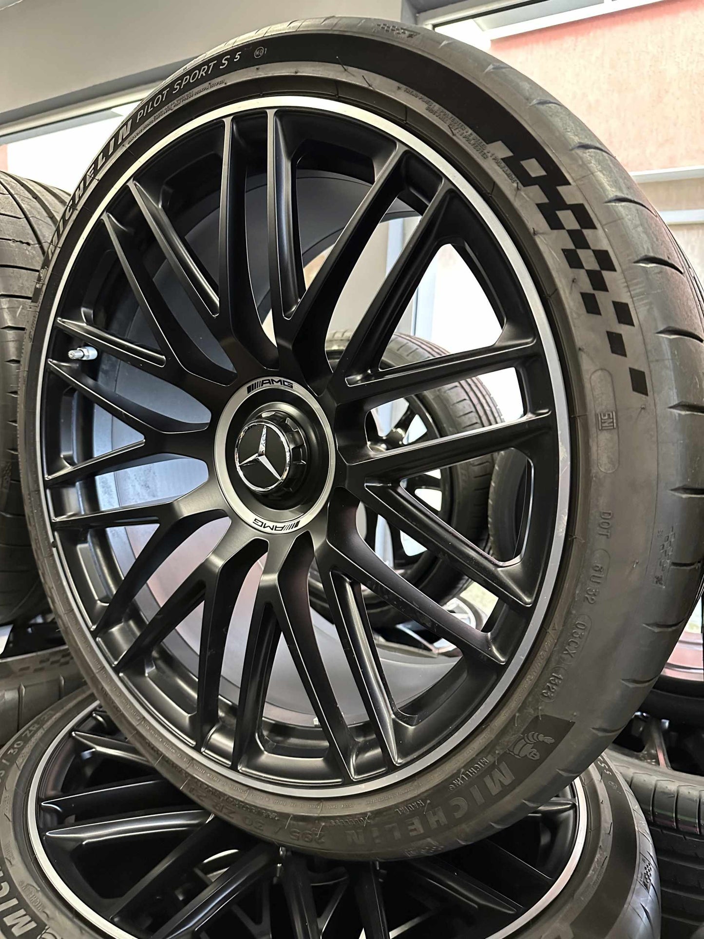 Като Нови Mercedes AMG GT C192 W192 21 Zoll Мерцедес GT 21 цол джанти летен комплект летни гуми