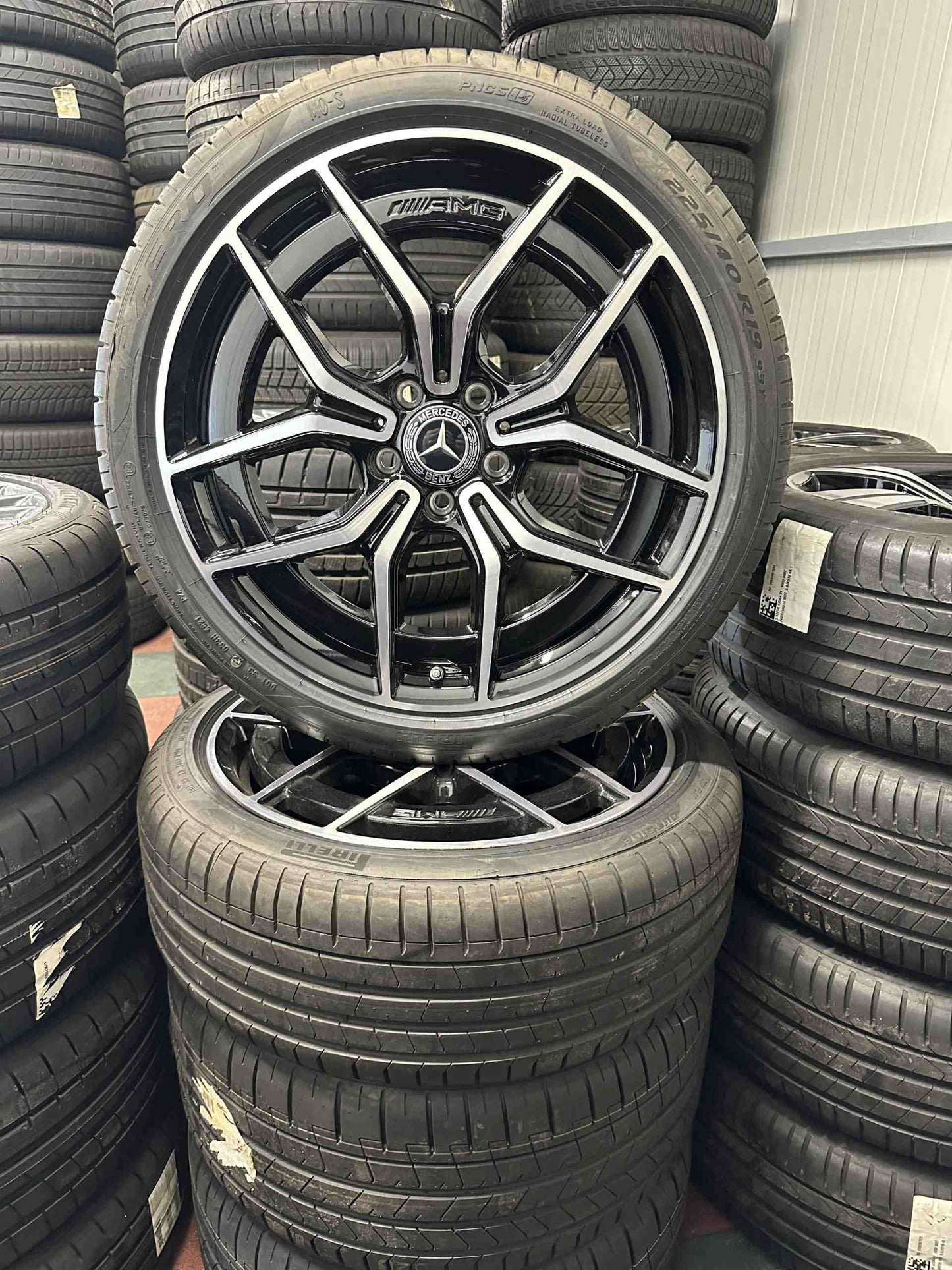 Нови Оригинал Mercedes C klasse W206 AMG 19 Zoll Мерцедес Ц класа W206 19 цола AMG летен комплект летни гуми