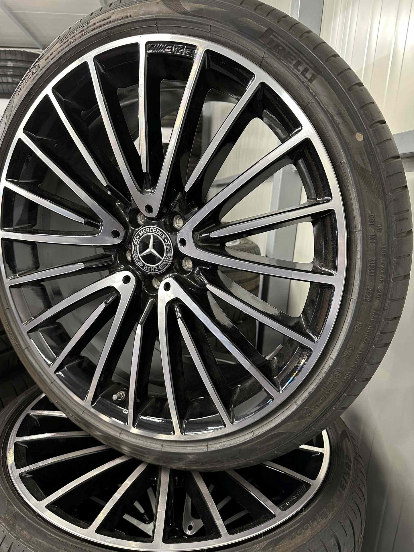 Оригинал Като Нови Mercedes S Klasse W223 V223 21 Zoll AMG Мерцедес С класа W223 V223 21 цола AMG джанти летен комплект летни гуми Спорт пакет