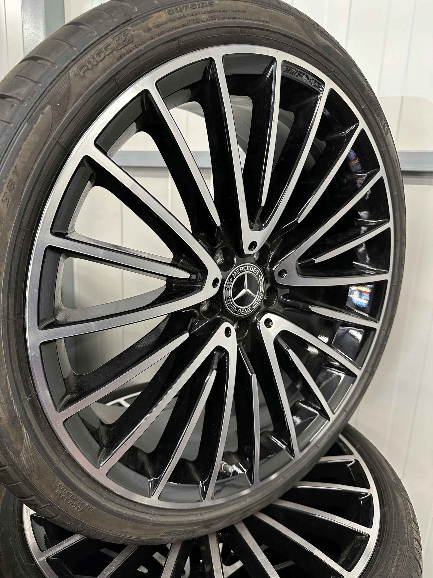 Оригинал Като Нови Mercedes S Klasse W223 V223 21 Zoll AMG Мерцедес С класа W223 V223 21 цола AMG джанти летен комплект летни гуми Спорт пакет
