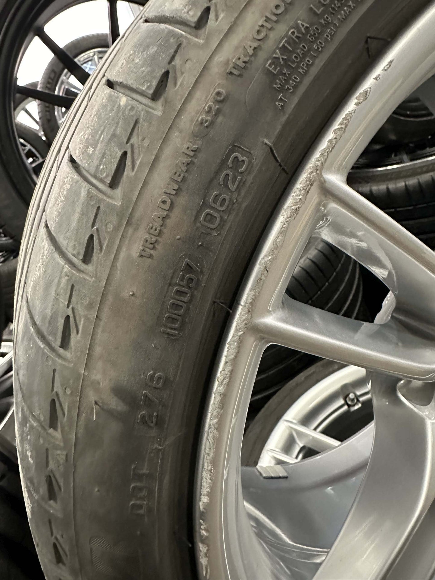 Bmw 3er 4er F30 F31 F32 F36 X1 E84 19 Zoll Бмв 3-та 4-та серия 19 Цола летен комплект летни Гуми М джанти