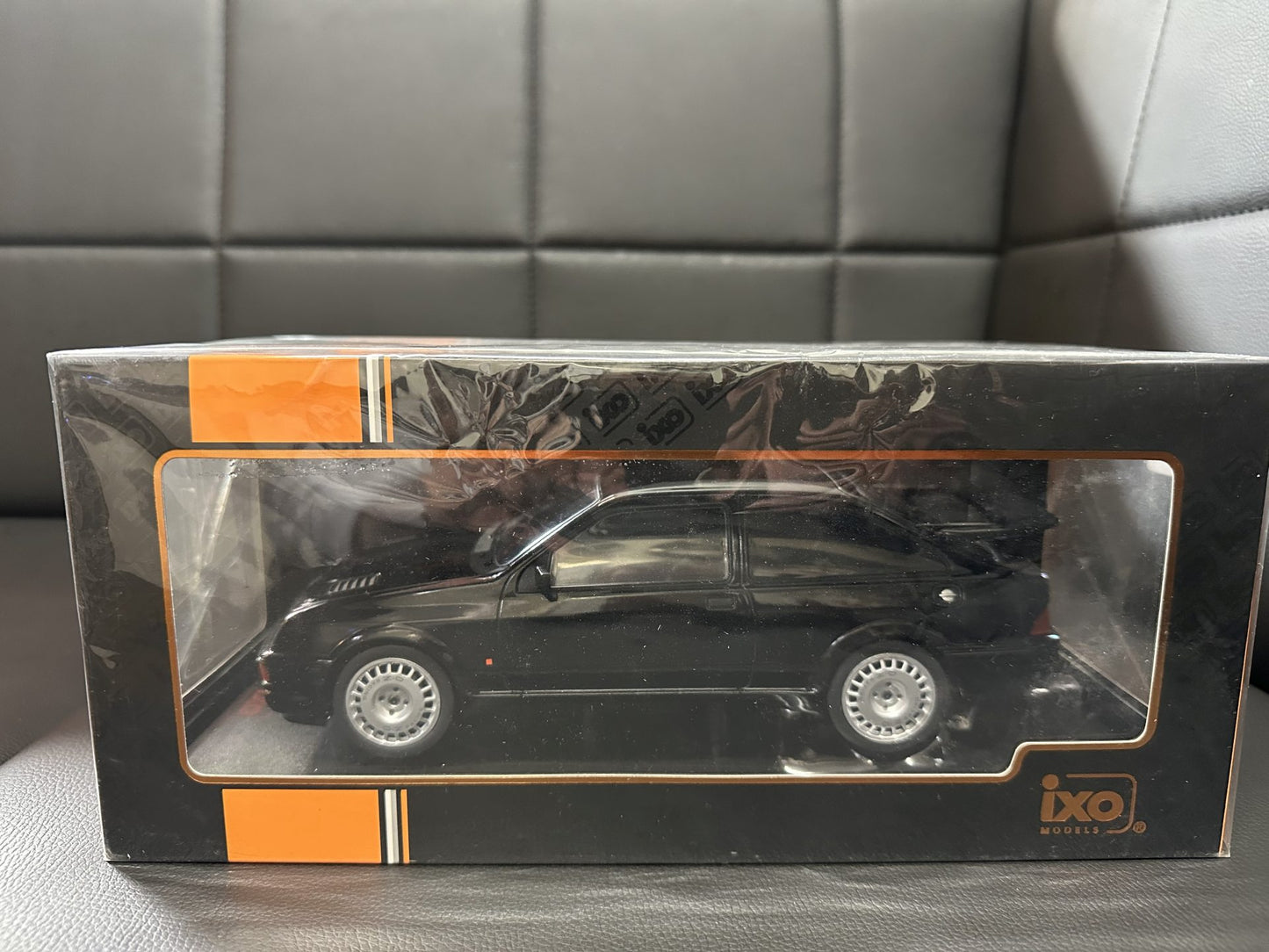 Ford Sierra RS Coswort 1987 Black 1:18 IXO 9 Форд Сиера 1987 черен