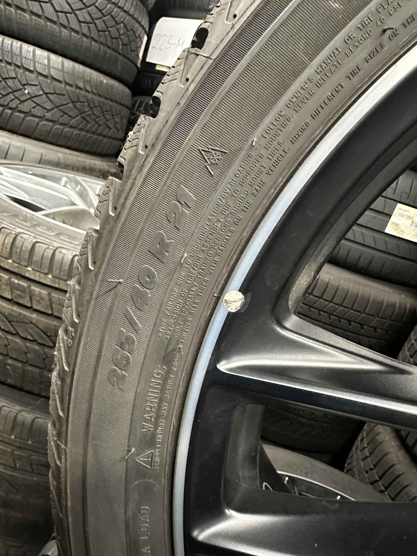 Като Нови Mercedes ML GLE W166 AMG 265 40 21 Zoll Мерцедес МЛ ГЛЕ 265 40 21 цола АМГ алуминиеви джанти зимен комплект зимни гуми