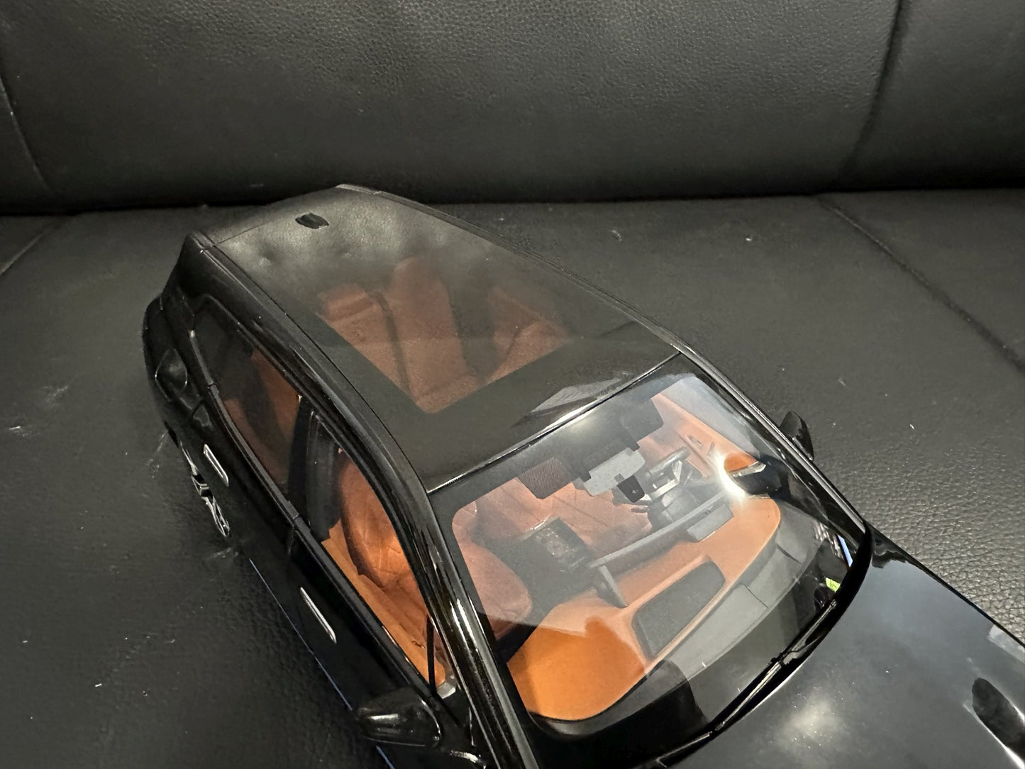 Bmw IX i20 black 1:18 Minichamps 110023101 Бмв и20 черен