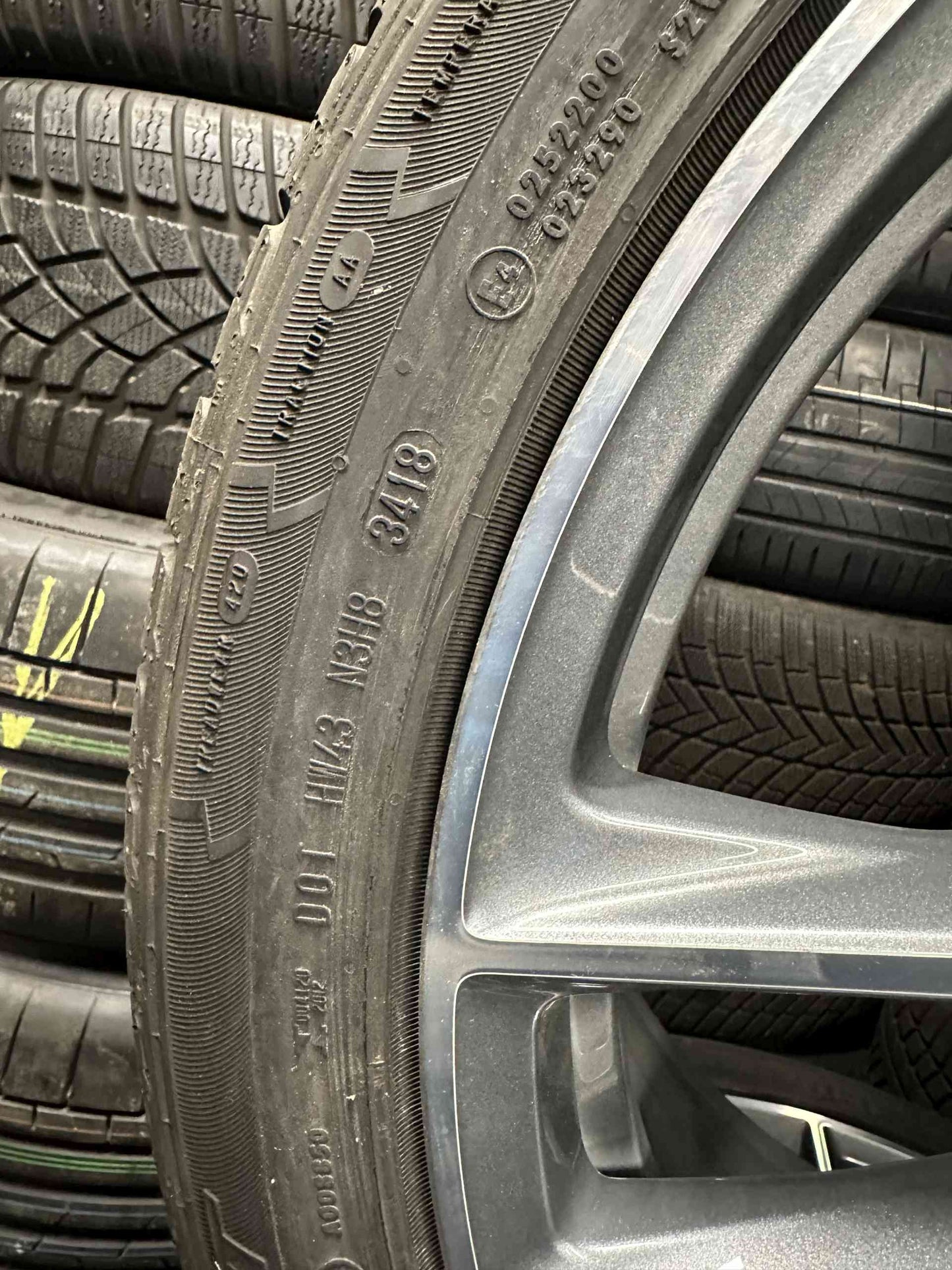 Като Нови Mercedes ML GLE W166 AMG 265 40 21 Zoll Мерцедес МЛ ГЛЕ 265 40 21 цола АМГ алуминиеви джанти летен комплект летни гуми