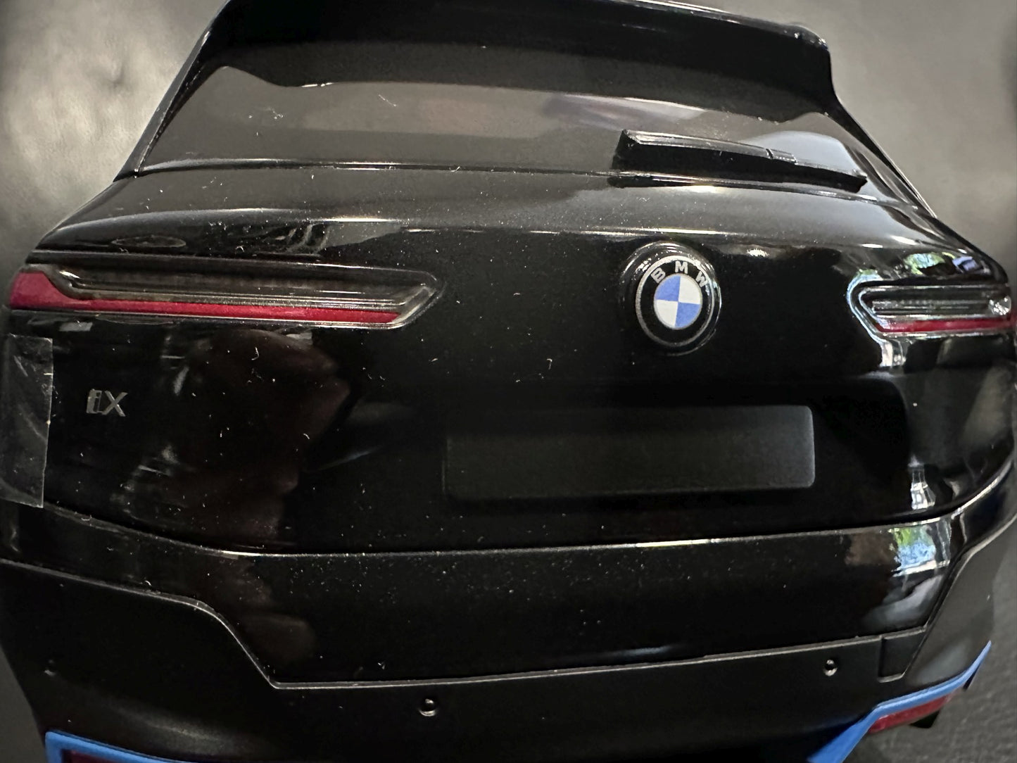 Bmw IX i20 black 1:18 Minichamps 110023101 Бмв и20 черен