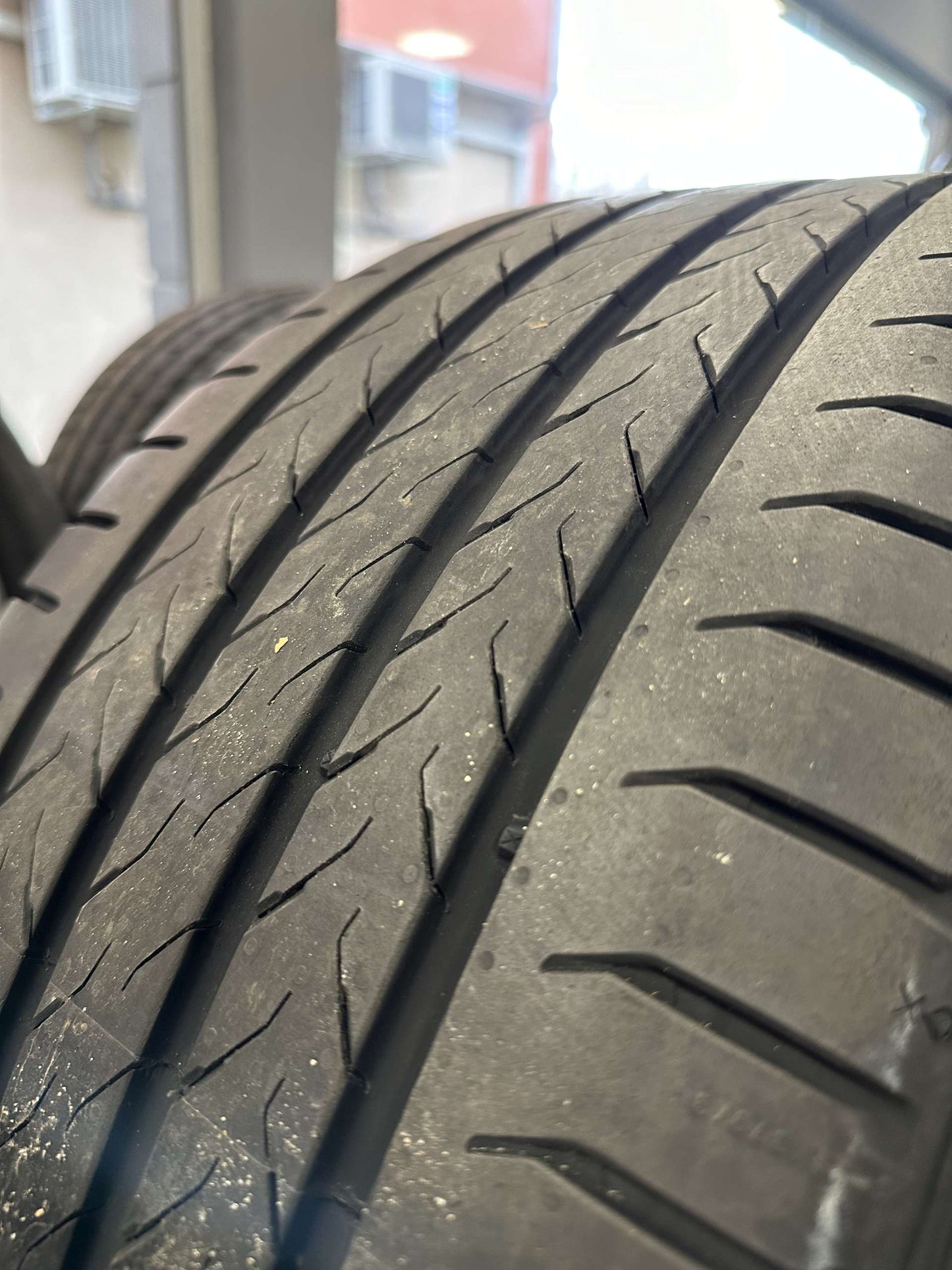 Като Нови Mercedes E Klasse W214 21 Zoll AMG Мерцедес E класа W214 21 цола AMG летен комплект летни гуми