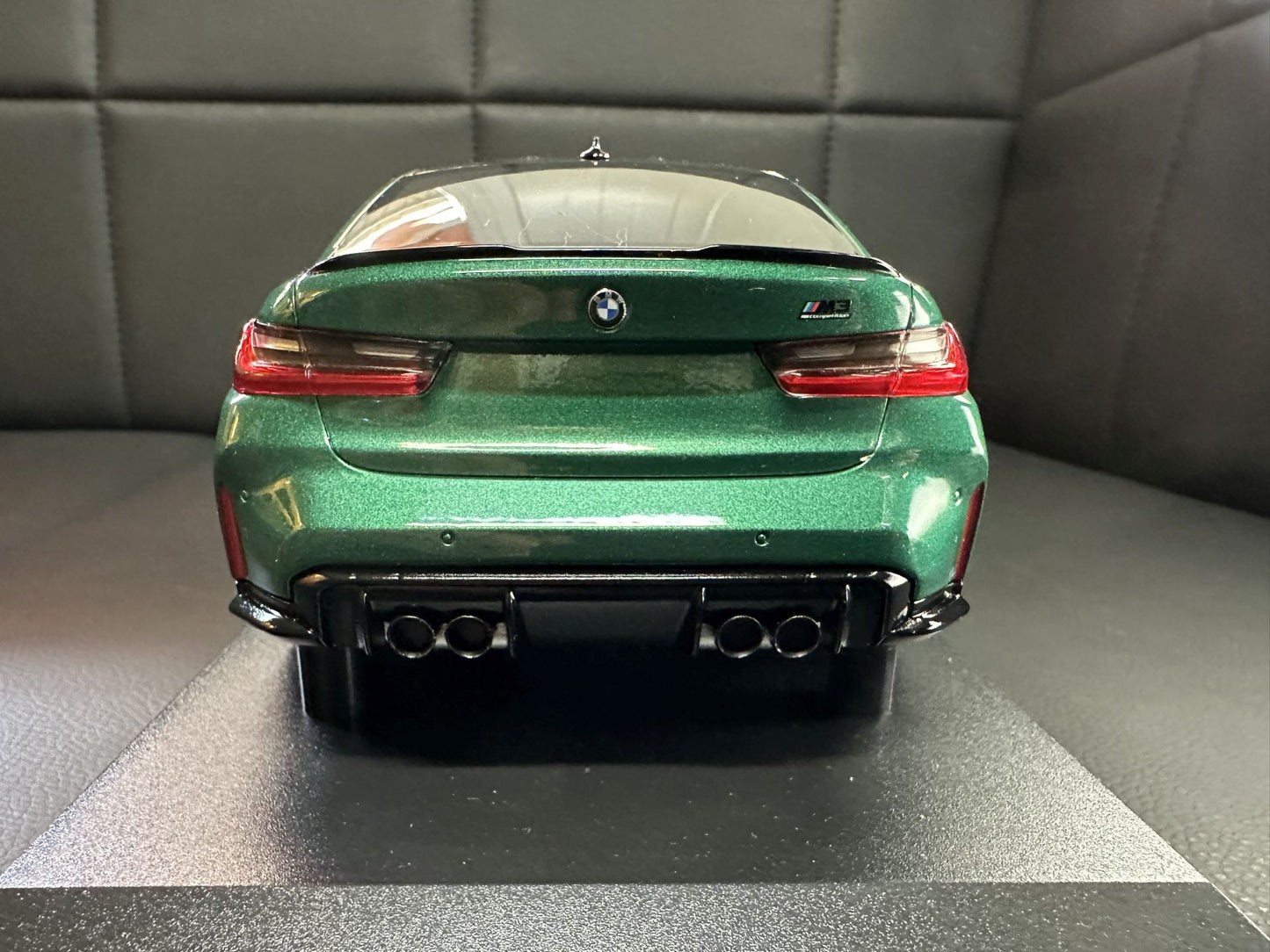 Bmw M3 G80 2020 Limousine green Limitiert 1/800 1:18 Minichamps 155020200 Бмв M3 G80 зелен Лимитирана