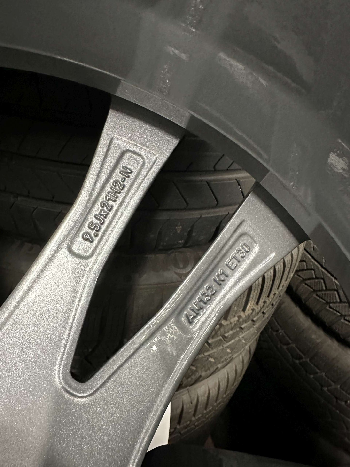 Като Нови Mercedes ML GLE W166 AMG 265 40 21 Zoll Мерцедес МЛ ГЛЕ 265 40 21 цола АМГ алуминиеви джанти летен комплект летни гуми