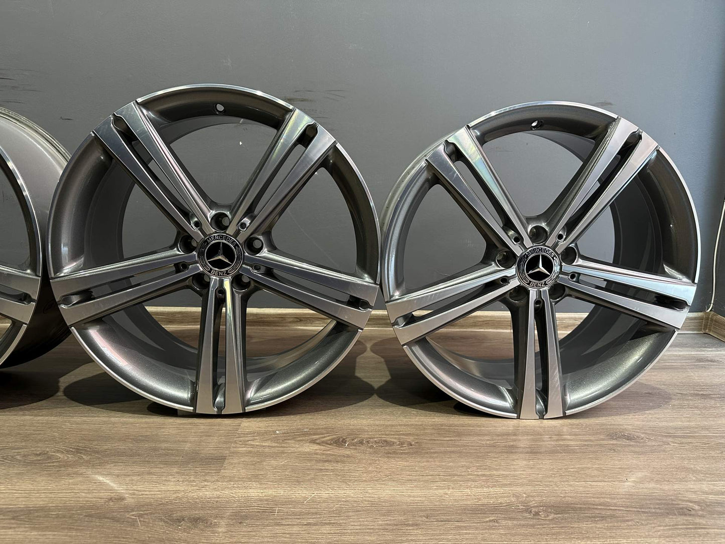 Оригинални Mercedes CLS W257 Klasse 20 Zoll Мерцедес ЦЛС Класа W257 Алуминиеви джанти 20 цола A2574010500 A2574010600