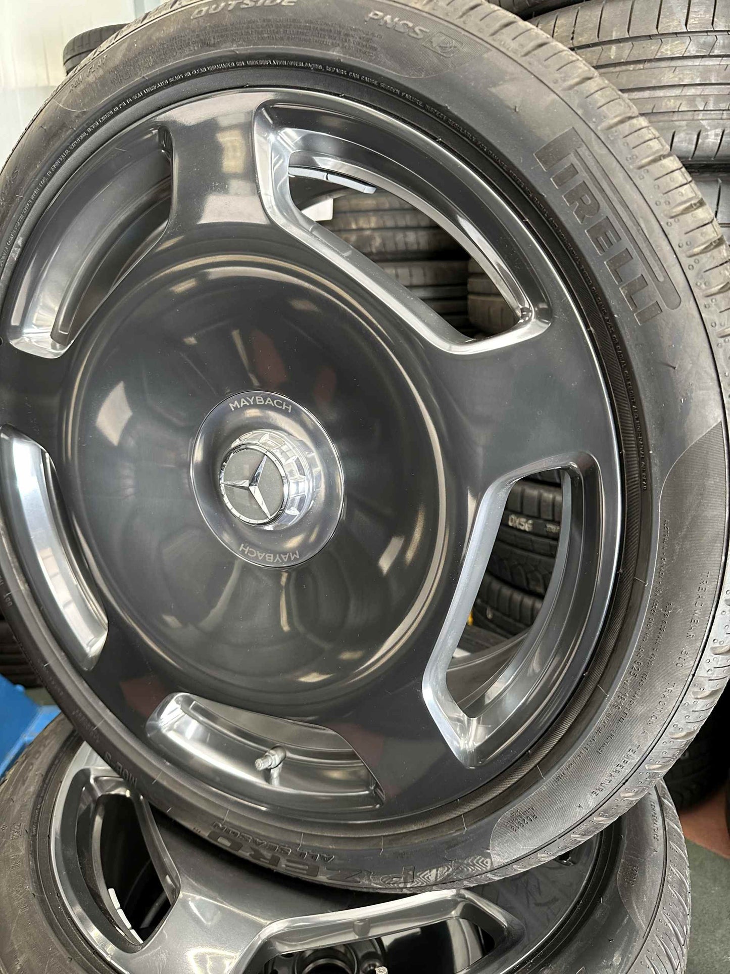 Оригинал като Нови Mercedes S Klasse Maybach W223 V223 20 Zoll Мерцедес С Класа Майбах 20 цола джанти летен комплект всесезонни гуми