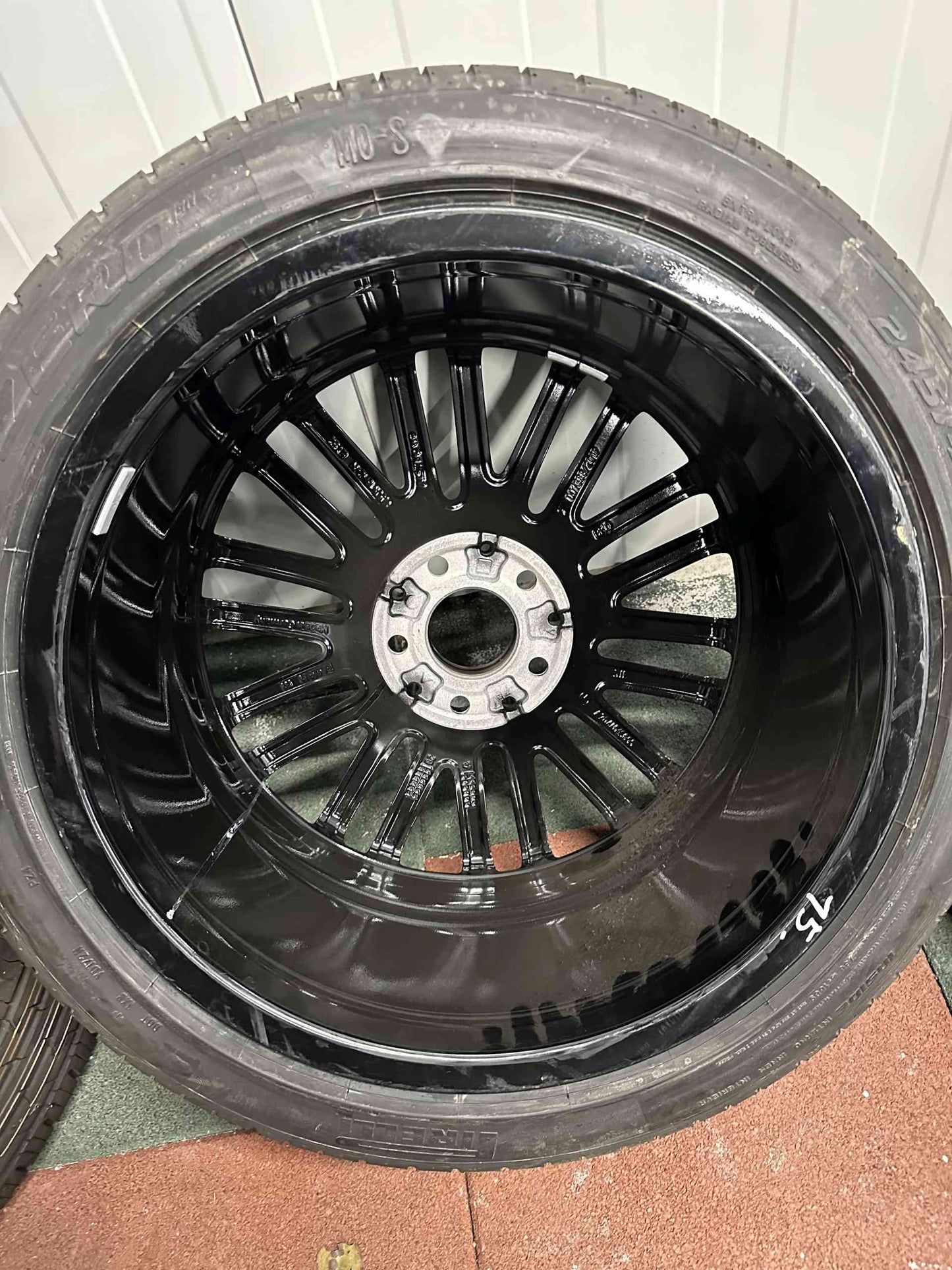 Нови Оригинал Mercedes C klasse W206 18 Zoll Мерцедес Ц класа W206 18 цола летен комплект летни гуми