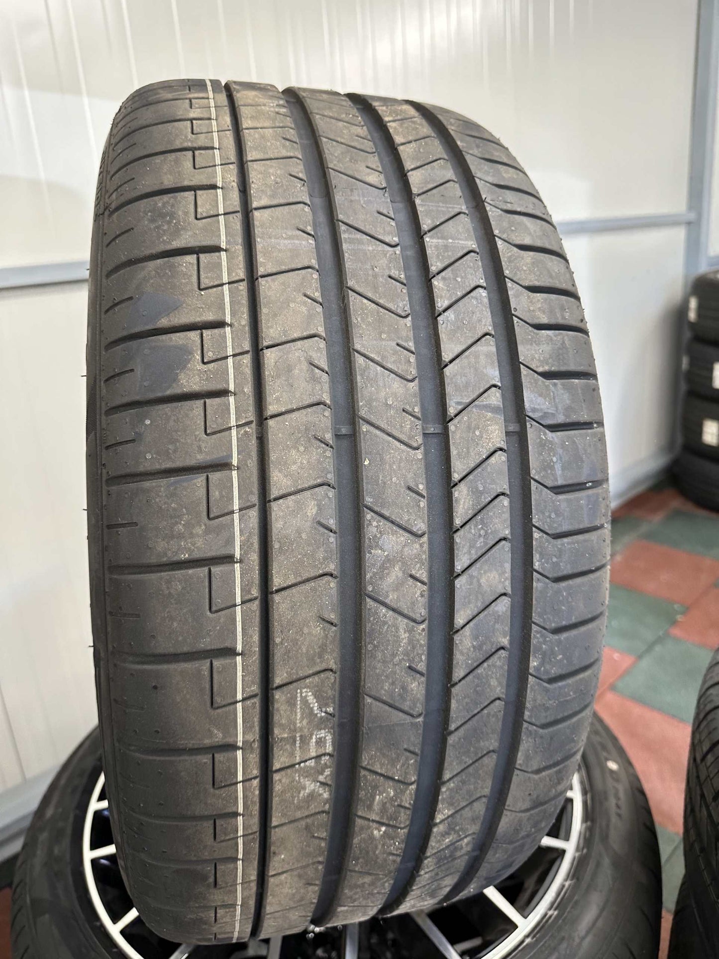 Оригинал Mercedes S Klasse W223 V223 20 Zoll Мерцедес С Класа W223 V223 20 цола джанти летен комплект летни гуми