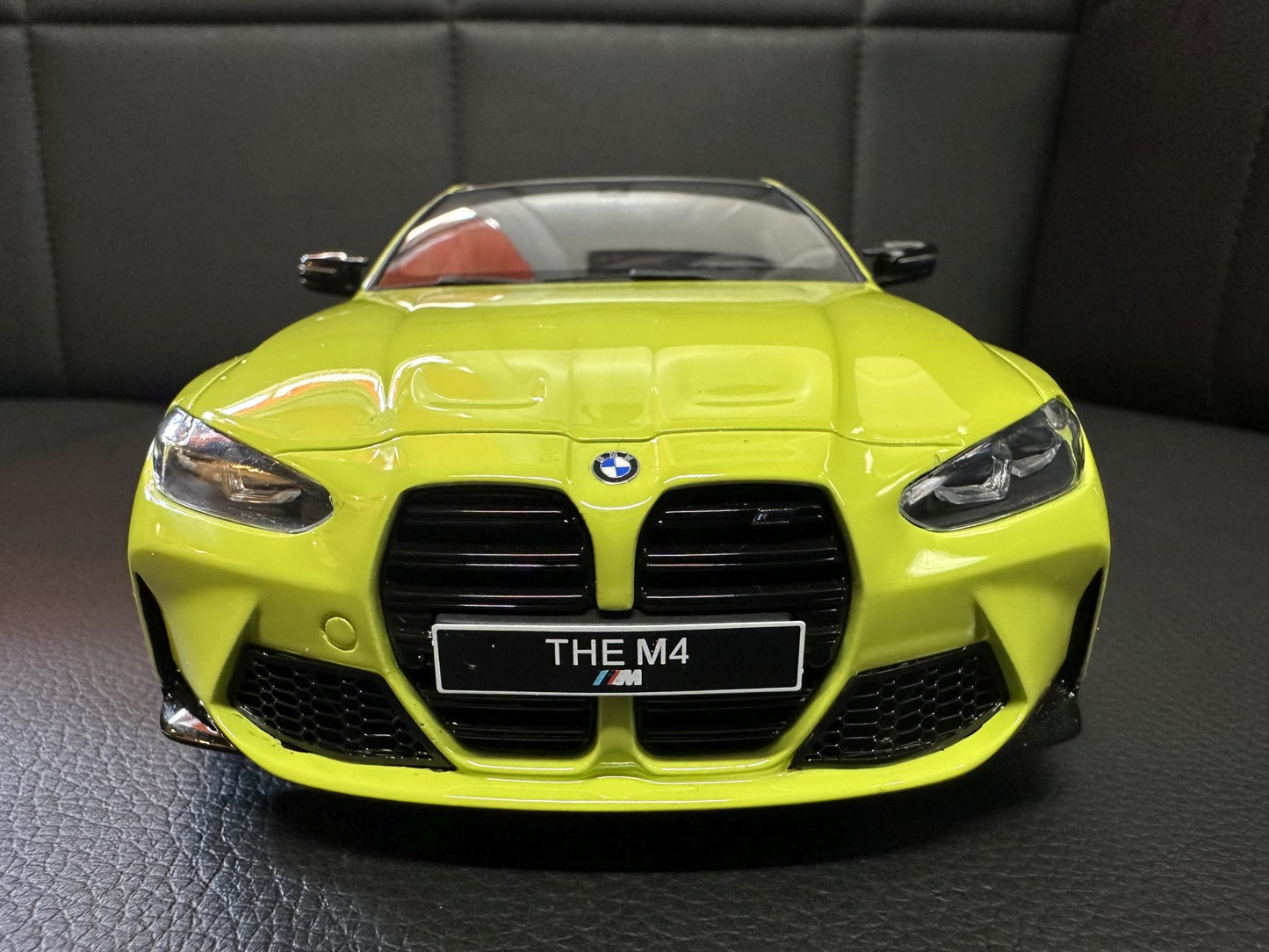Bmw M4 G82 Coupe yellow Limitiert 718/1600 1:18 GT Spirit GT298 Бмв M4 G82 жълт Лимитирана