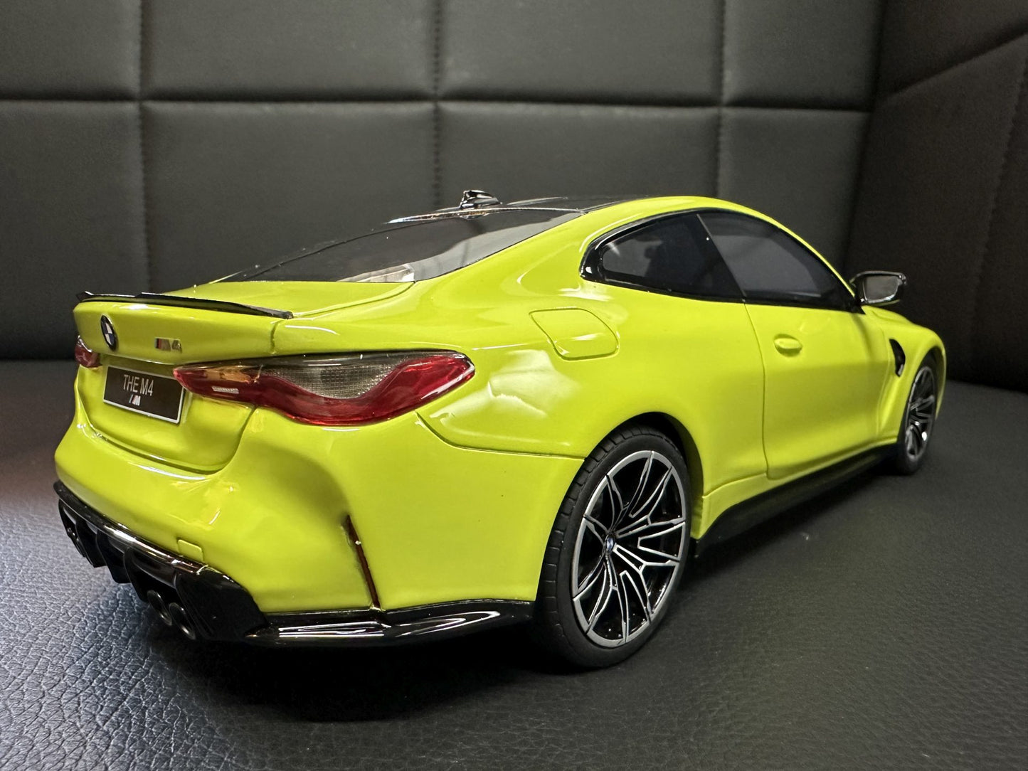 Bmw M4 G82 Coupe yellow Limitiert 718/1600 1:18 GT Spirit GT298 Бмв M4 G82 жълт Лимитирана