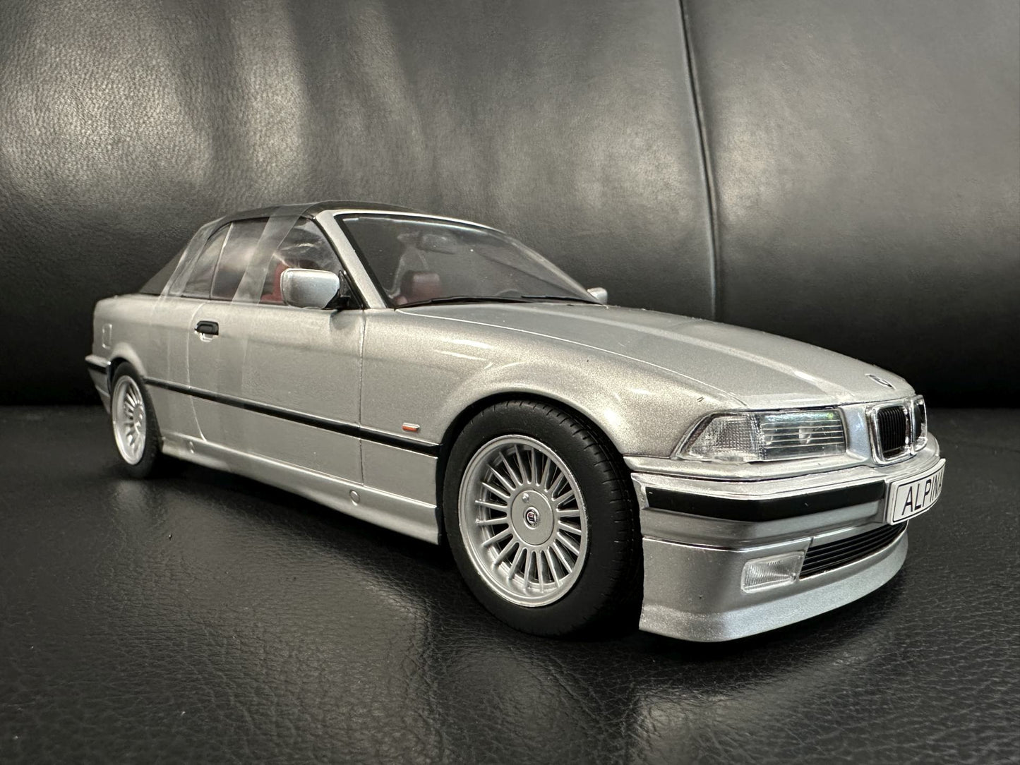 Bmw Alpina E36 B3 3.2 1996 silber Cabrio 1:18 Modelcar MCG 18322 Бмв Е36 Алпина сив Кабрио