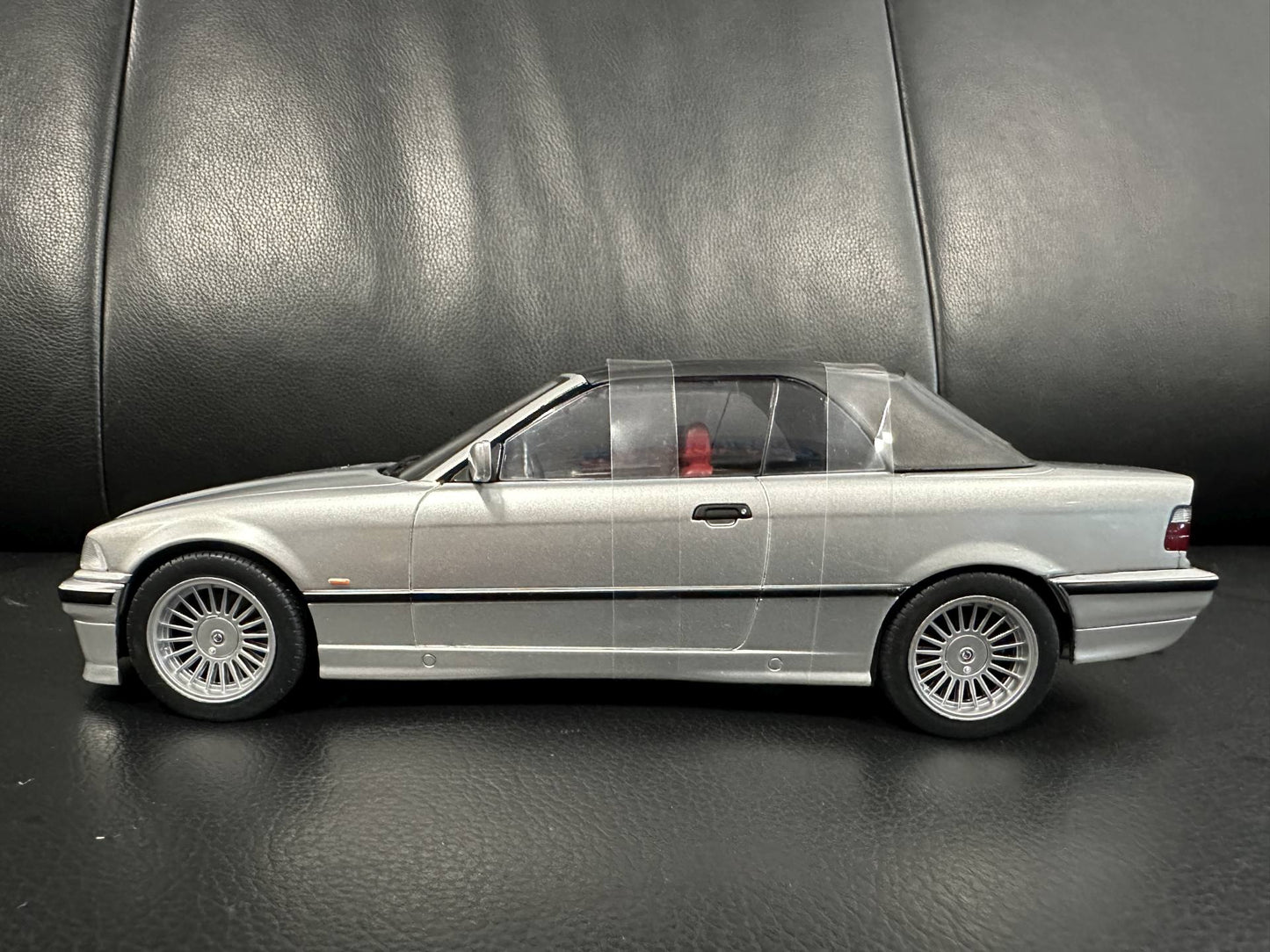 Bmw Alpina E36 B3 3.2 1996 silber Cabrio 1:18 Modelcar MCG 18322 Бмв Е36 Алпина сив Кабрио