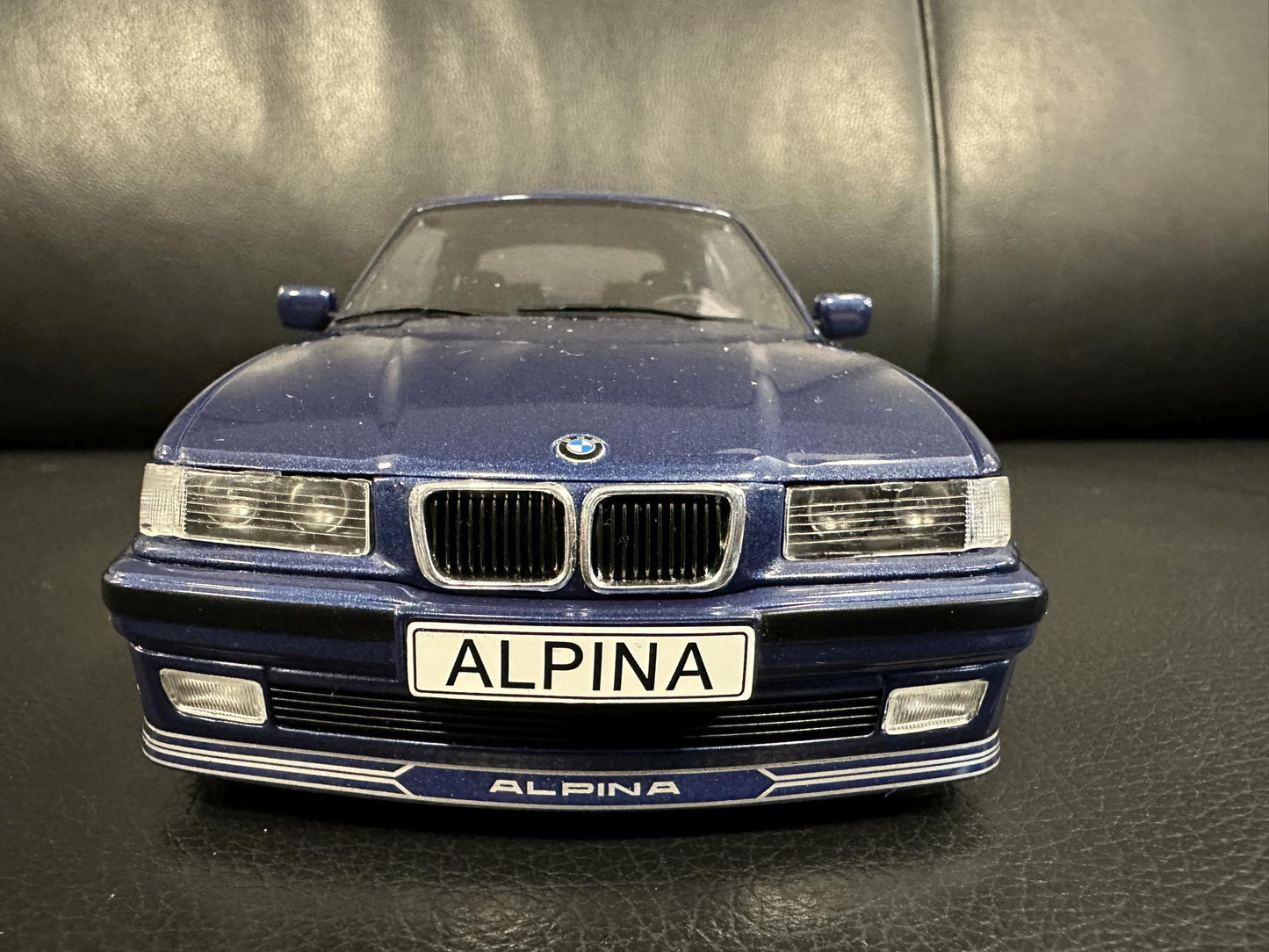Bmw Alpina E36 B3 3.2 1996 blue Cabrio 1:18 Modelcar MCG 18322 Бмв Е36 Алпина син Кабрио