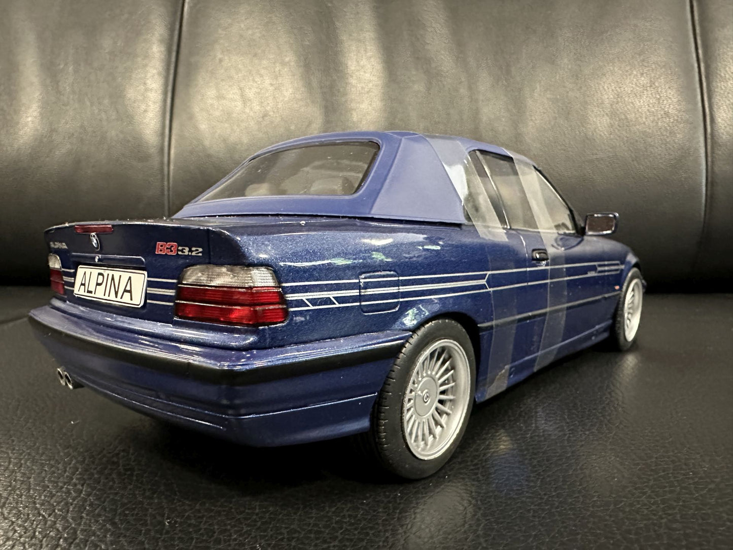 Bmw Alpina E36 B3 3.2 1996 blue Cabrio 1:18 Modelcar MCG 18322 Бмв Е36 Алпина син Кабрио