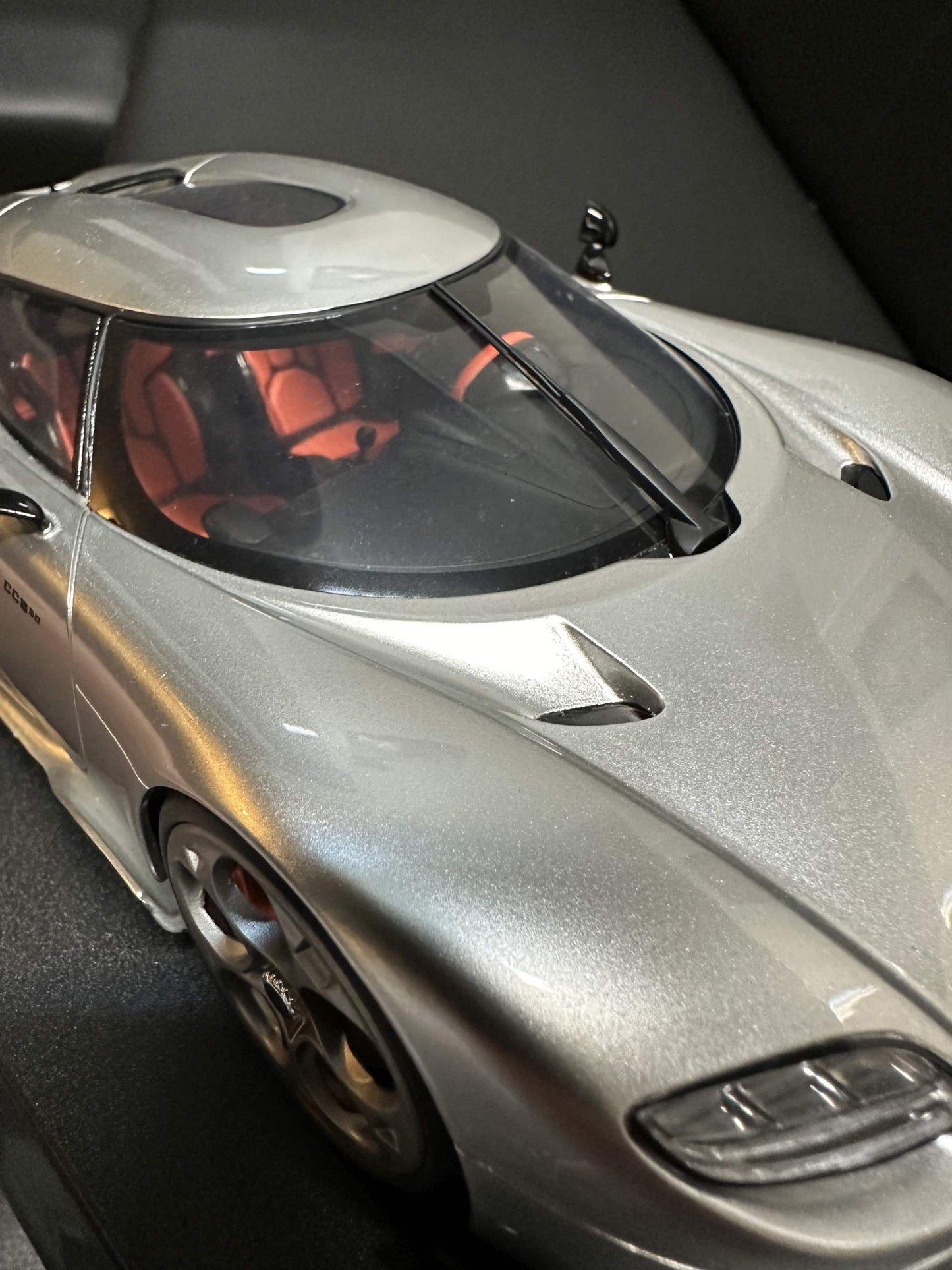 Koenigsegg CC850 grey 1:18 GT Spirit GT452 сив