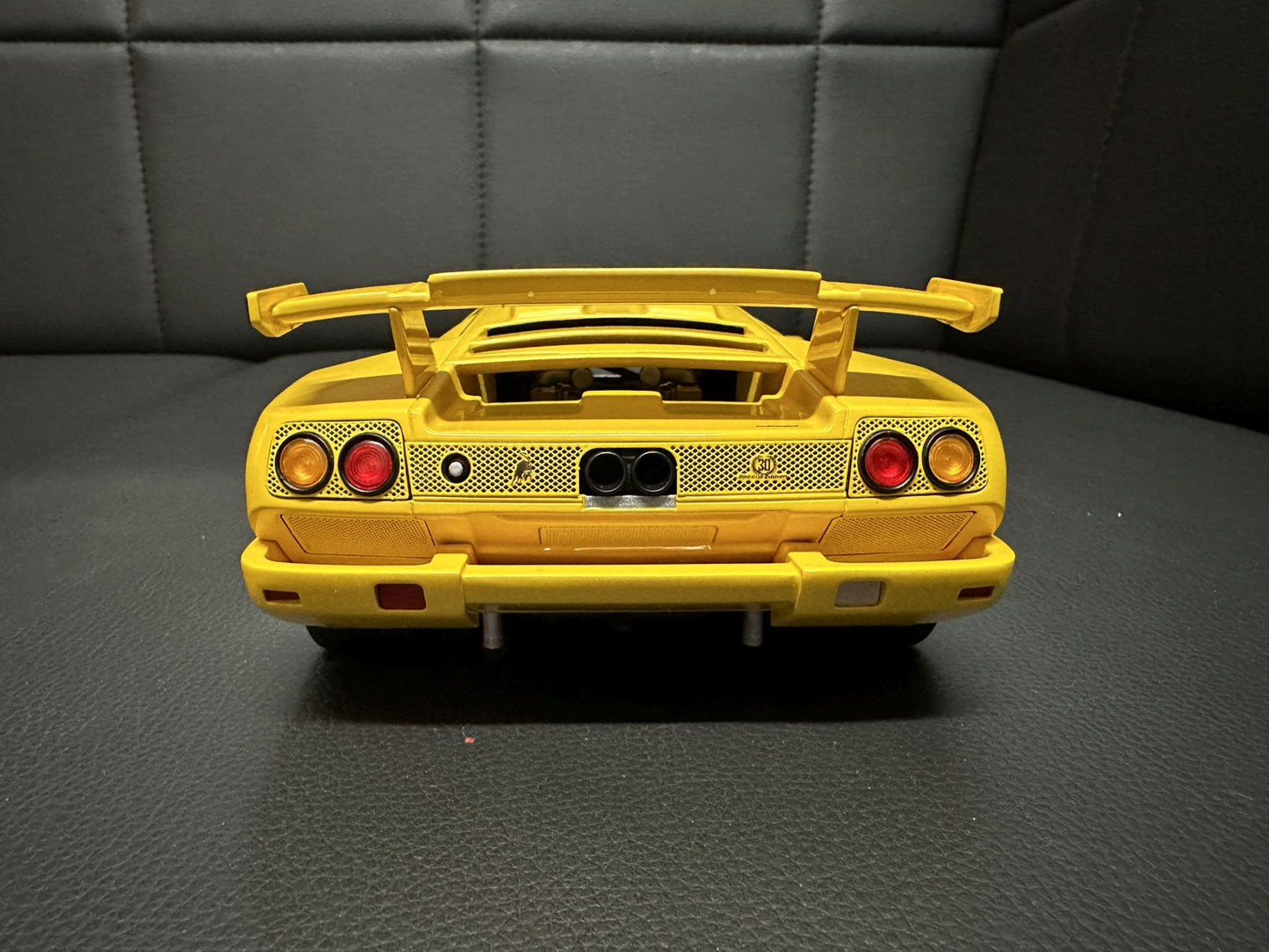 Lamborghini Diablo Jota Corsa yellow Limitiert 030/999 1:18 GT Spirit GT322 жълт Лимитирана