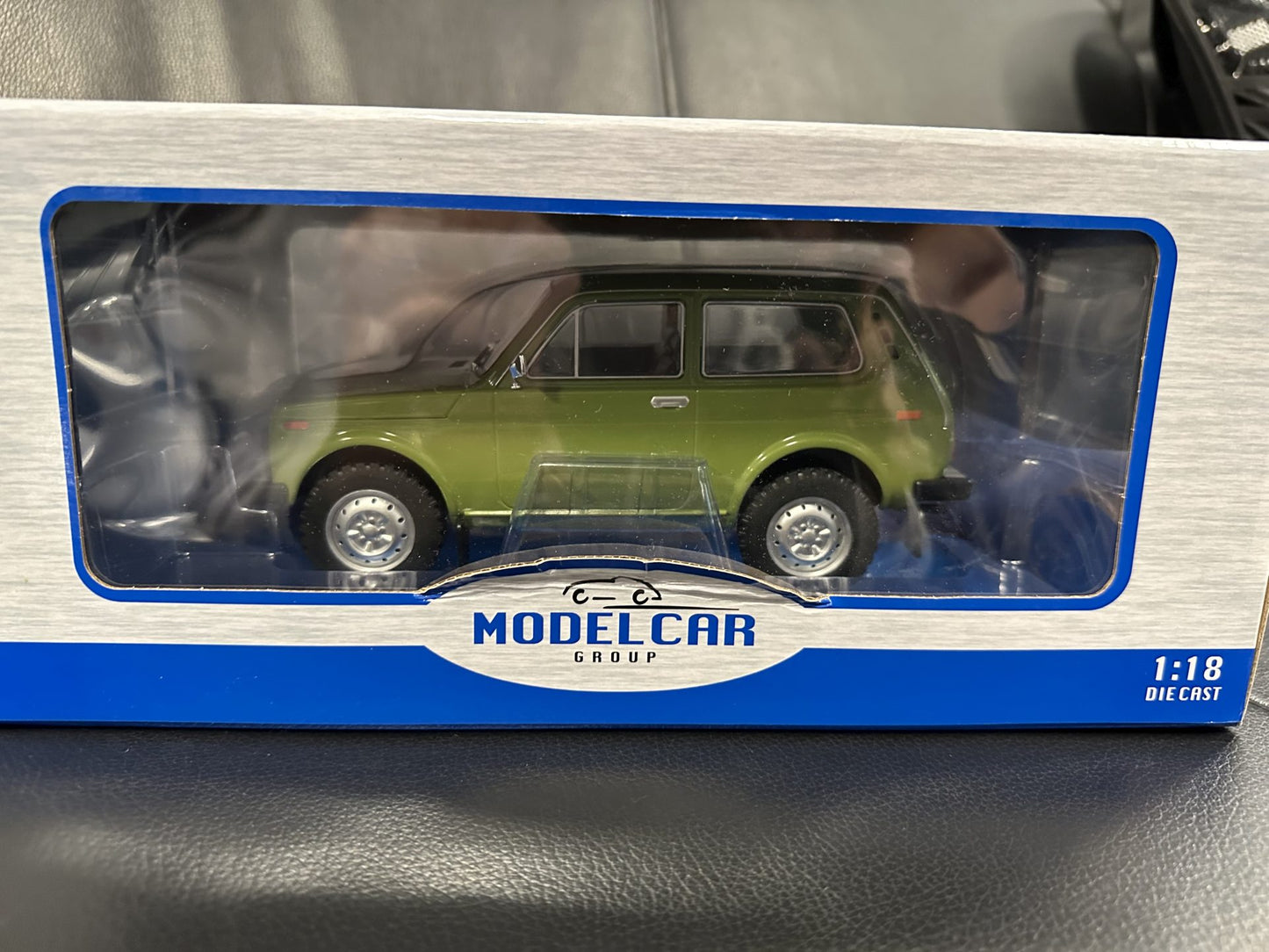 Lada Niva 1976 green 1:18 Modelcar MCG 18255 Лада Нива 1976 зелен