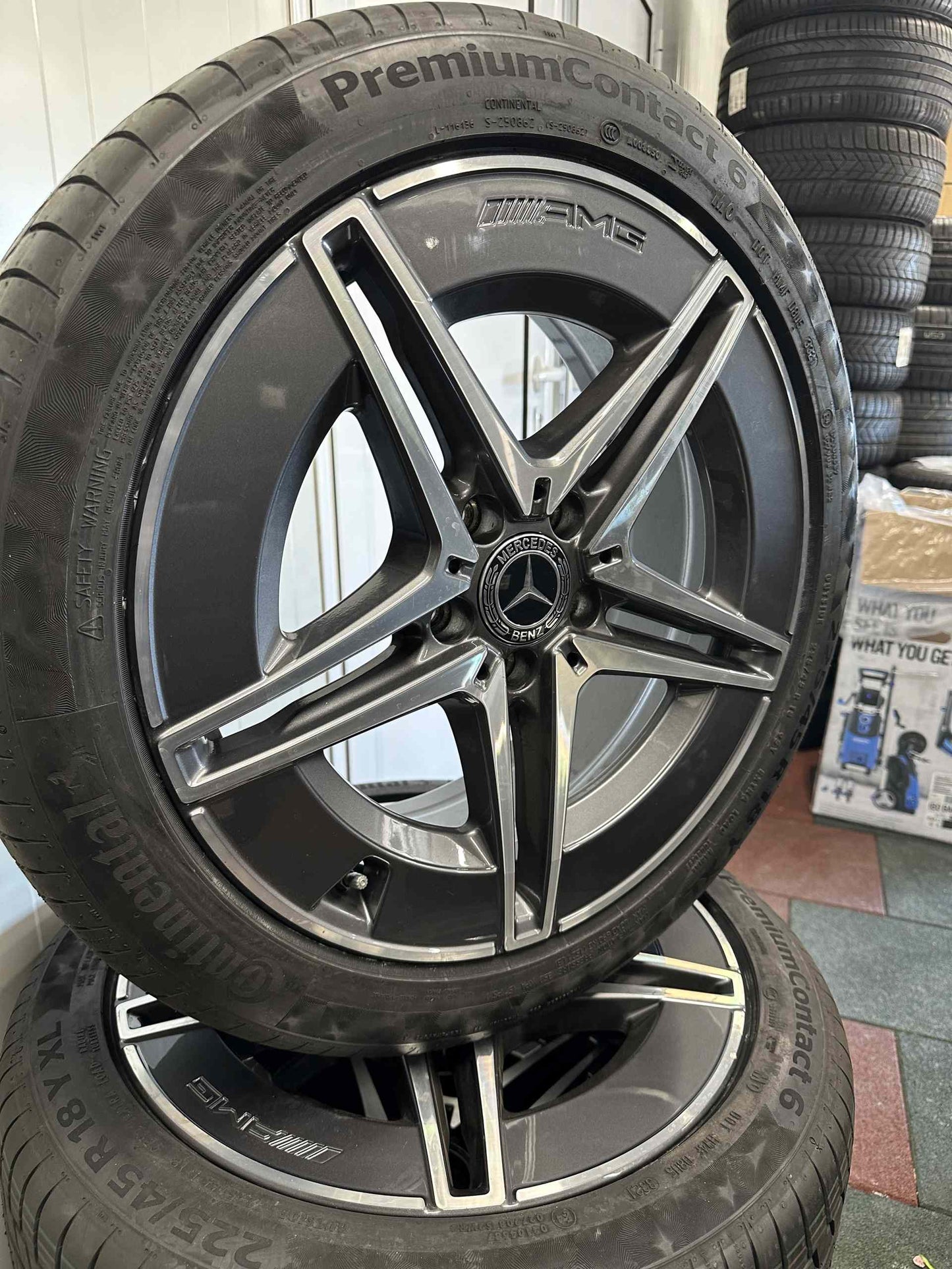 Нови Оригинал Mercedes C klasse W206 18 Zoll AMG Мерцедес Ц класа W206 18 цола AMG джанти летен комплект летни гуми