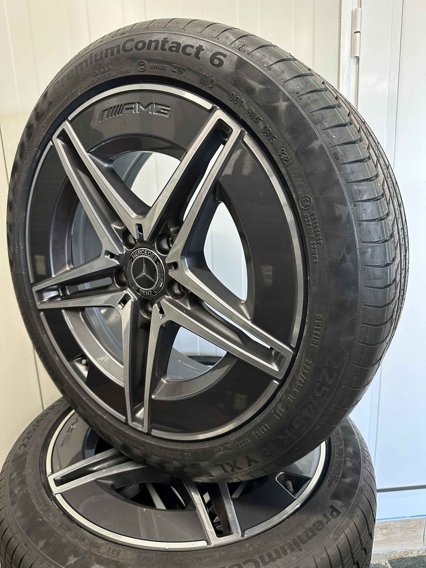 Нови Оригинал Mercedes C klasse W206 18 Zoll AMG Мерцедес Ц класа W206 18 цола AMG джанти летен комплект летни гуми