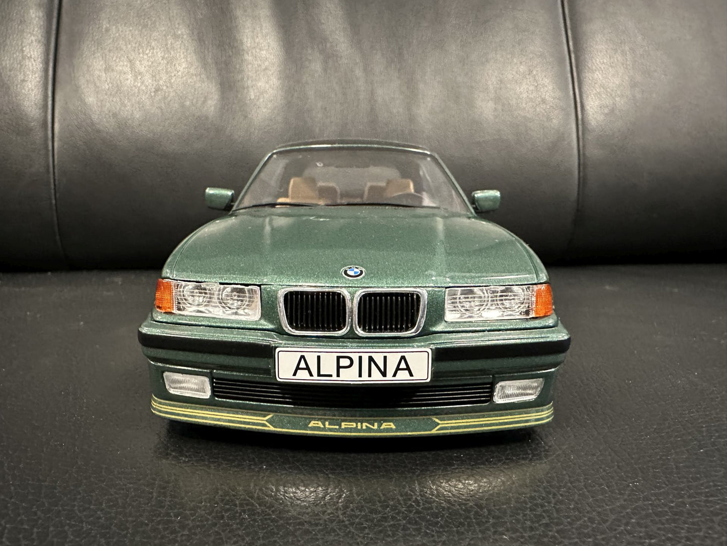 Bmw Alpina E36 B3 3.2 1996 green Cabrio  1:18 Modelcar MCG 18321 Бмв Е36 Алпина зелен Кабрио отваряем