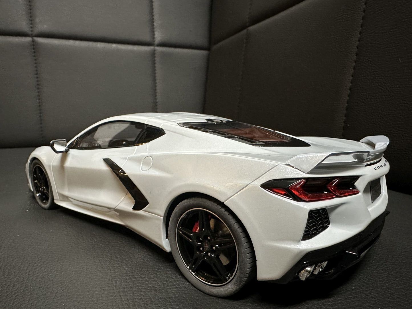 Chevrolet Corvette C8 grey Limitiert 048/999 1:18 GT Spirit GT835 Шевролет Корвет сив Лимитирана