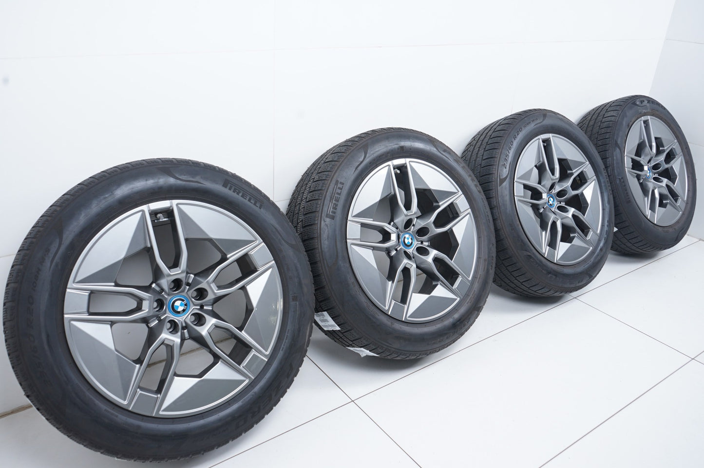 Оригинални BMW iX20 i20 20 Zoll 1002 Бмв 20 цола джанти 1002 зимен комплект зимни гуми