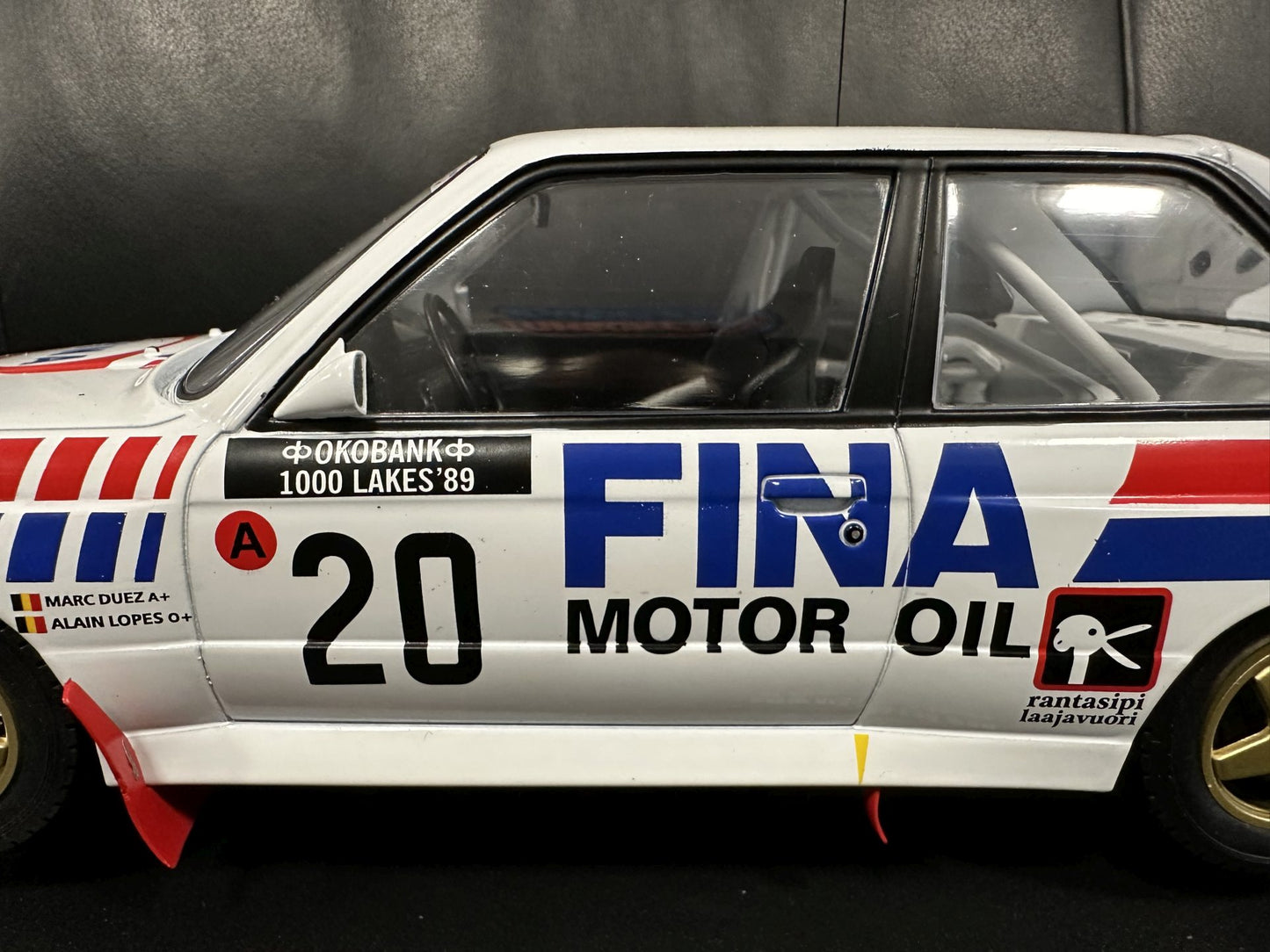 Bmw M3 E30 Rally 1000 Lakes 1989 Duez Lopes white 1:18 IXO 18RMC132.22 Бмв М3 Е30 1989 бял