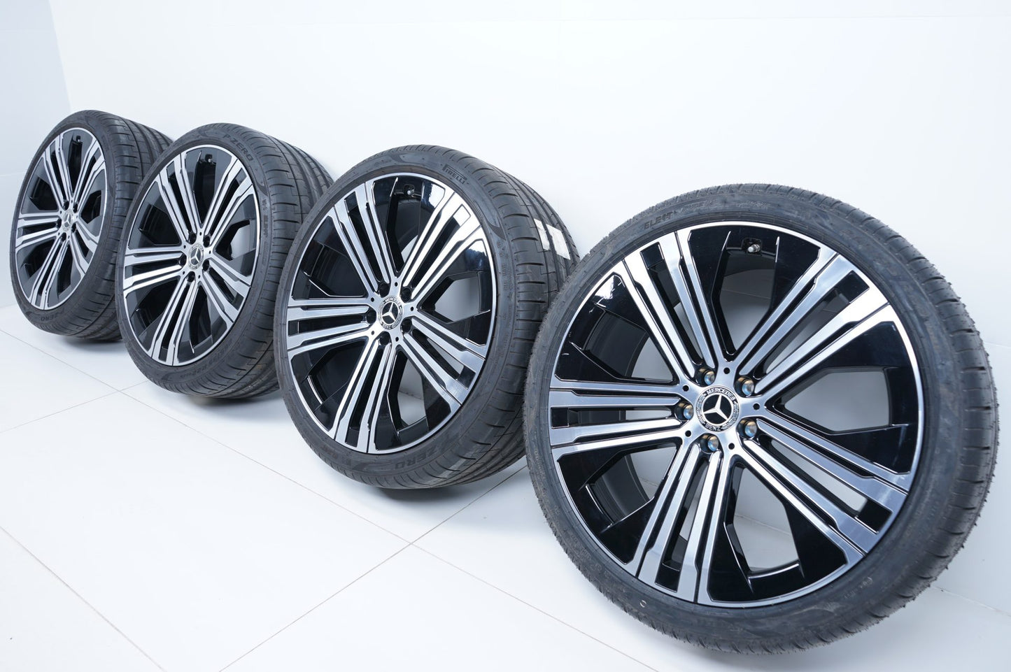 Оригинал Mercedes EQS Klasse 22 Zoll W297 V297 22 цола джанти летен комплект летни гуми