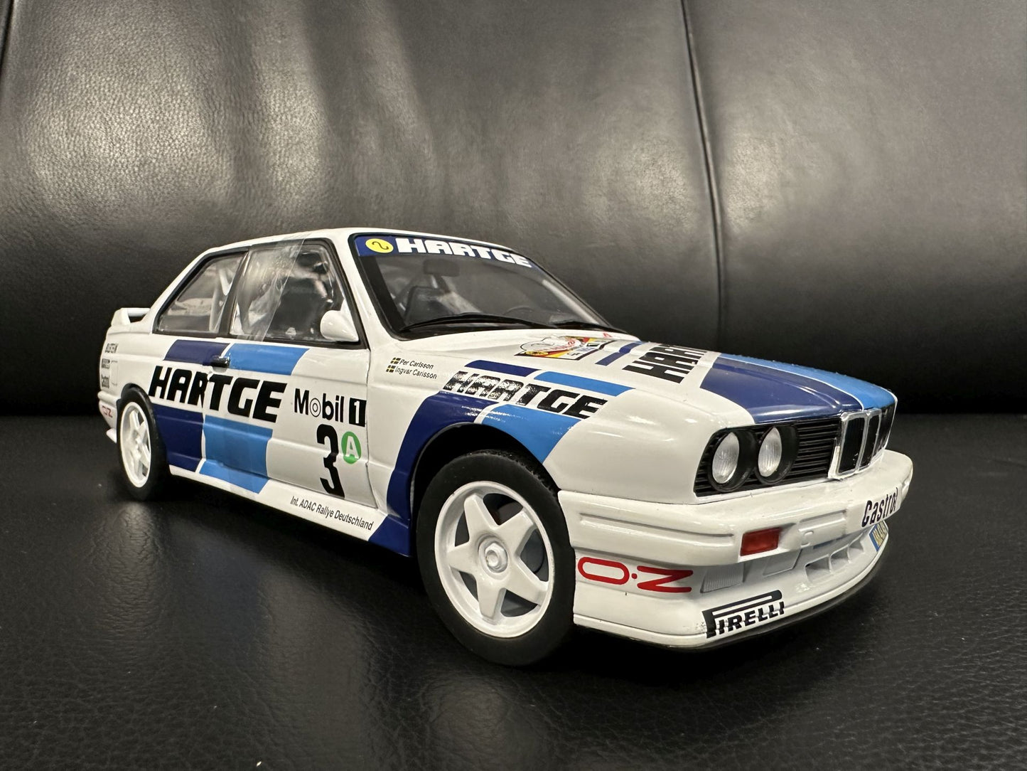 Bmw E30 Hartge Rally Deutschland 1990 white/blue 1:18 Solido S1801514 Бмв Е30 Германия 1990 бял/син
