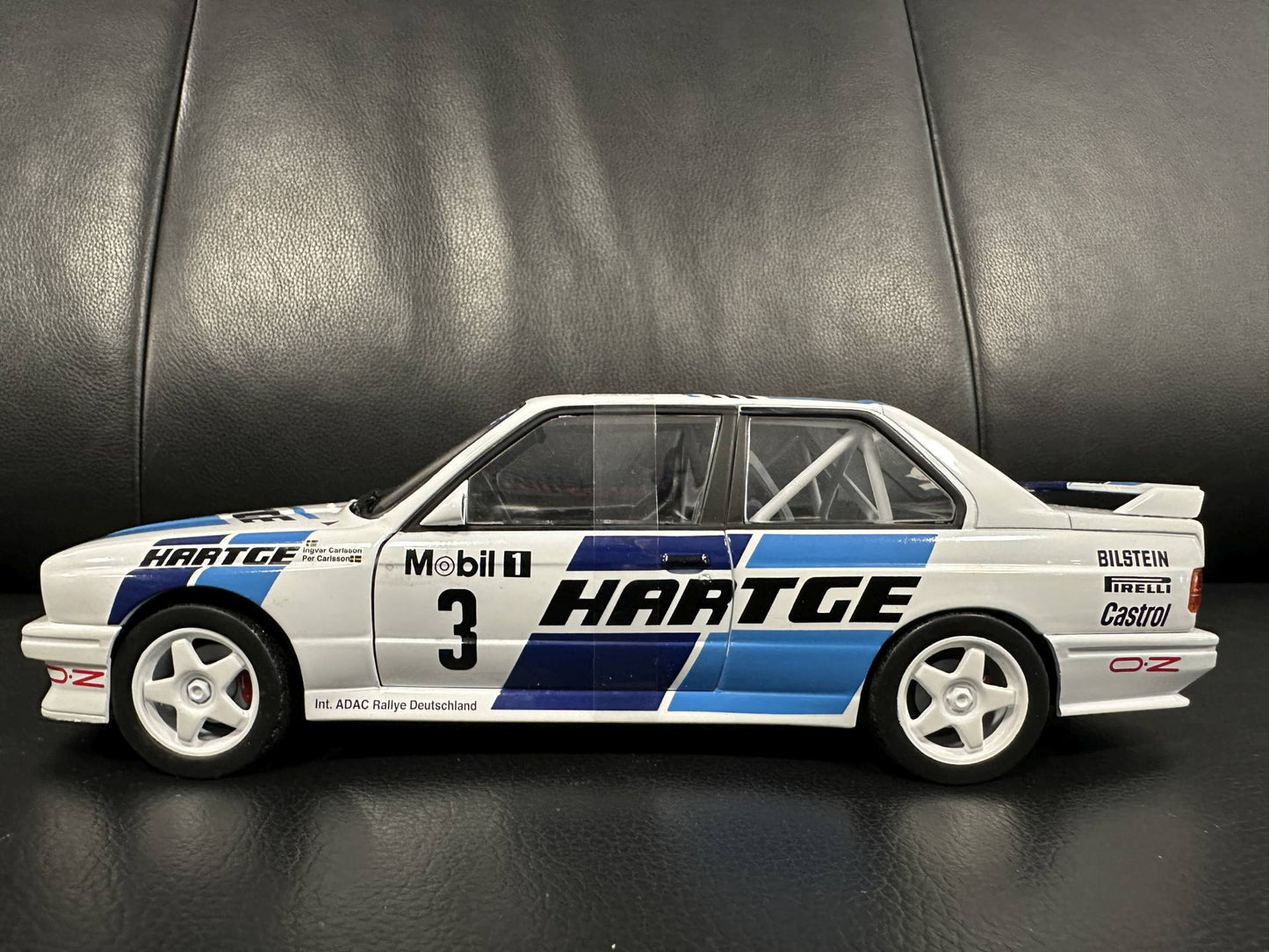 Bmw E30 Hartge Rally Deutschland 1990 white/blue 1:18 Solido S1801514 Бмв Е30 Германия 1990 бял/син